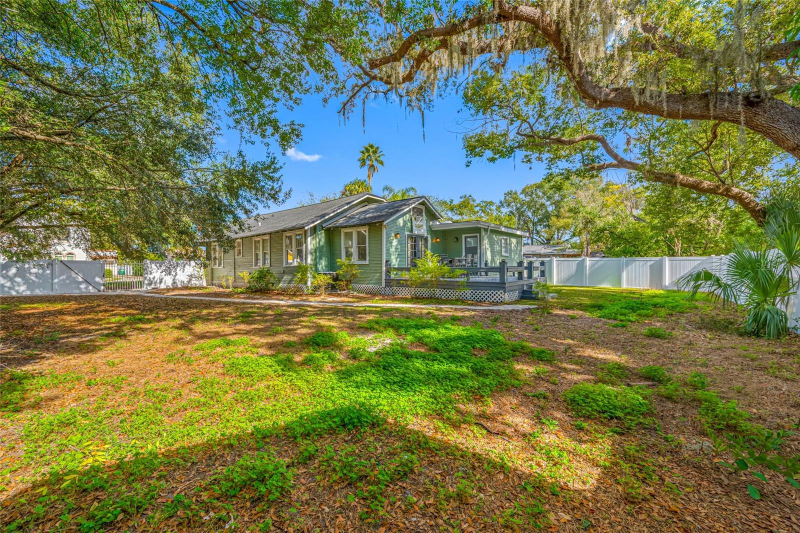 304 W HENRY AVE, TAMPA, FL — photo 7