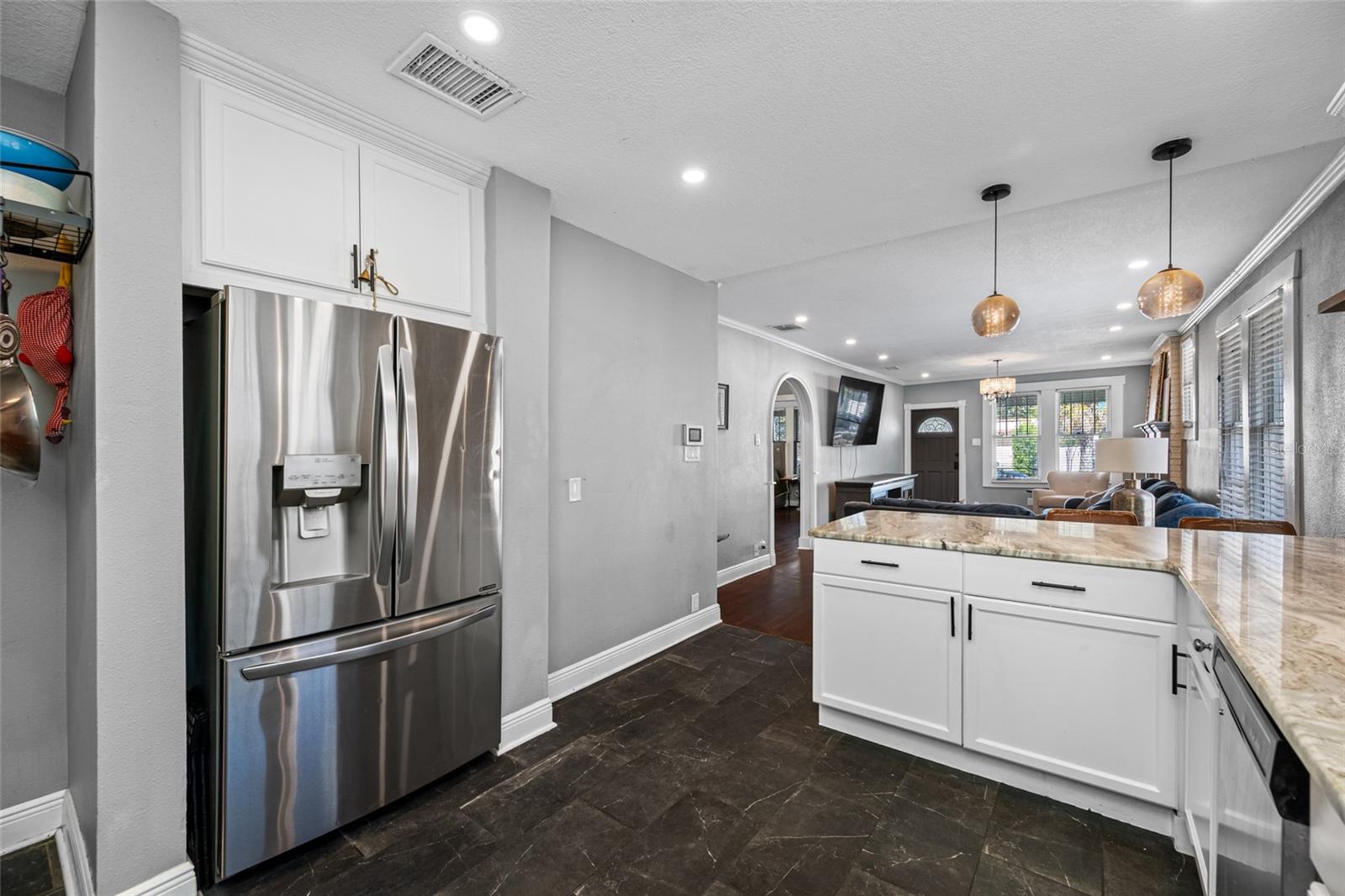 304 W HENRY AVE, TAMPA, FL — photo 19