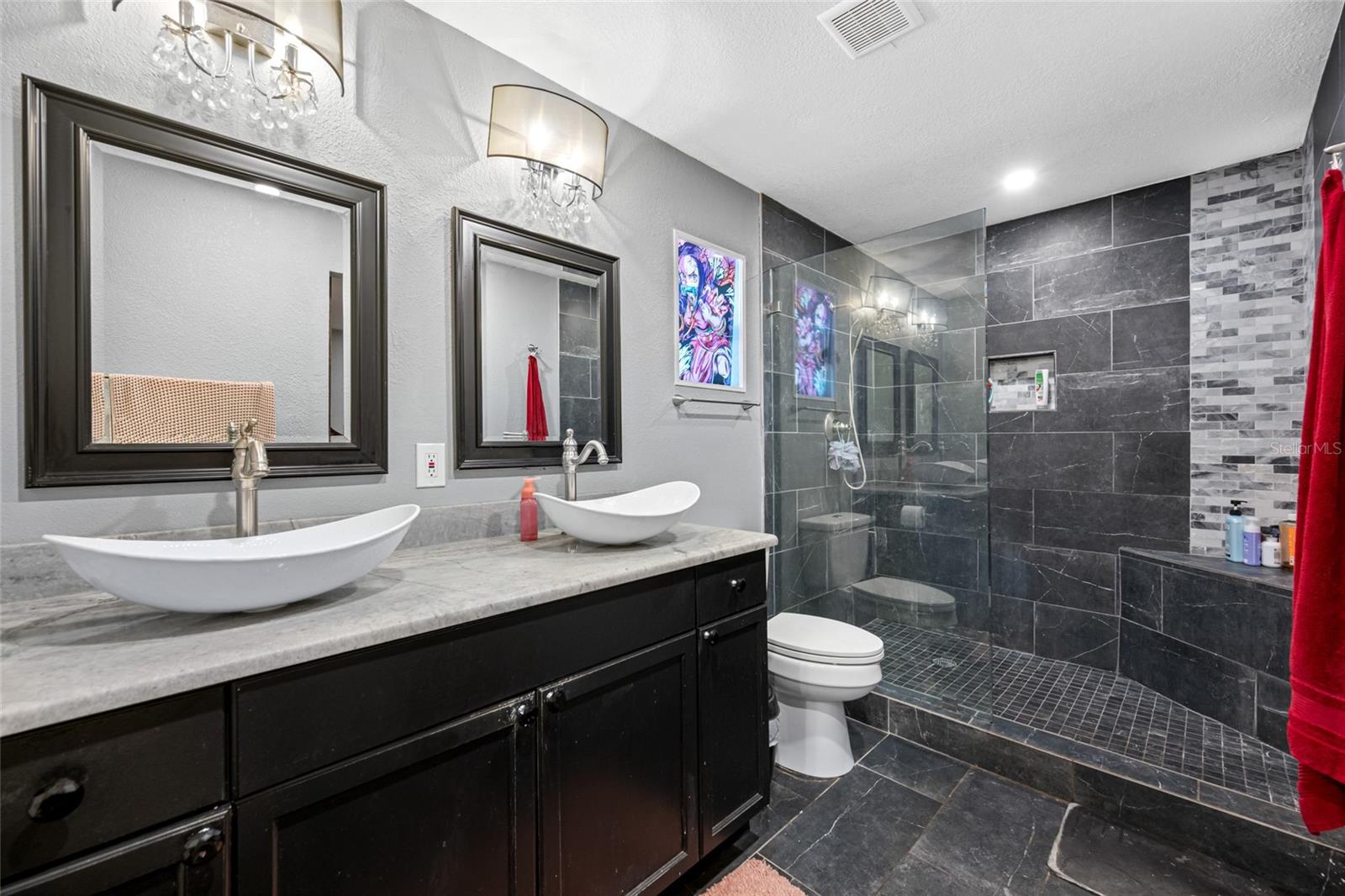 304 W HENRY AVE, TAMPA, FL — photo 32