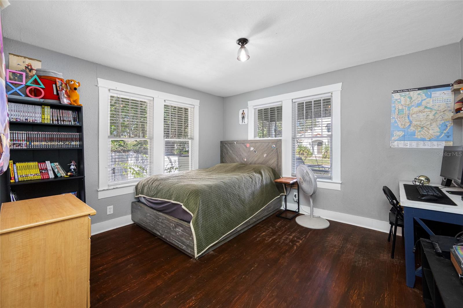 304 W HENRY AVE, TAMPA, FL — photo 41