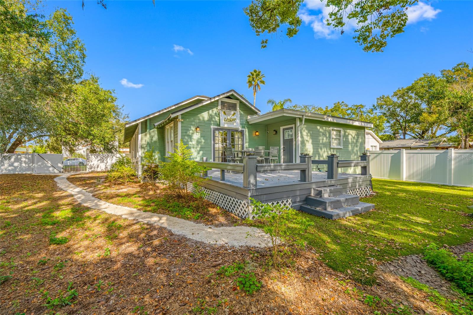 304 W HENRY AVE, TAMPA, FL — photo 51