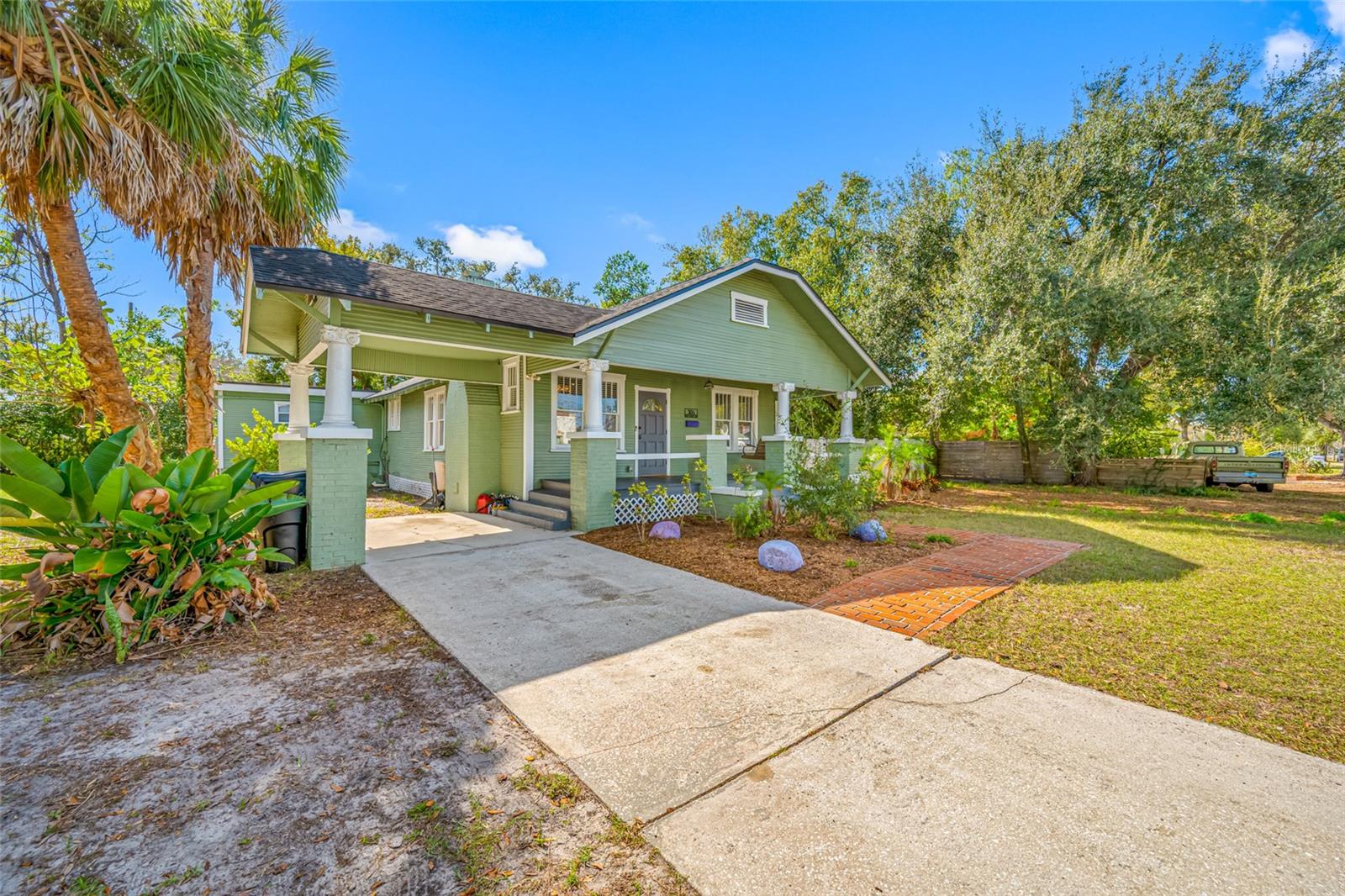 304 W HENRY AVE, TAMPA, FL — photo 60