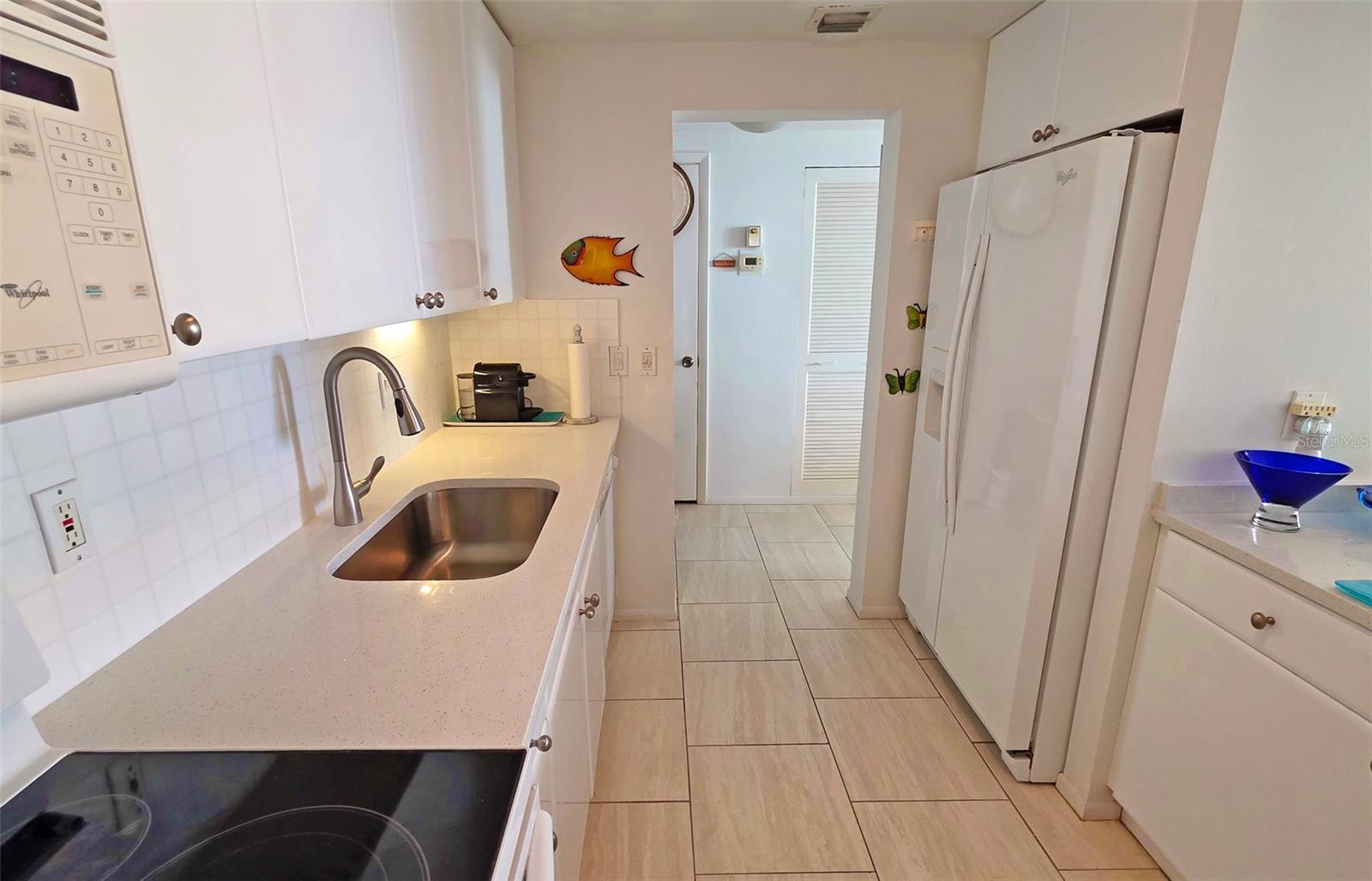 1212 BEN FRANKLIN DR #1205, SARASOTA, FL — photo 17