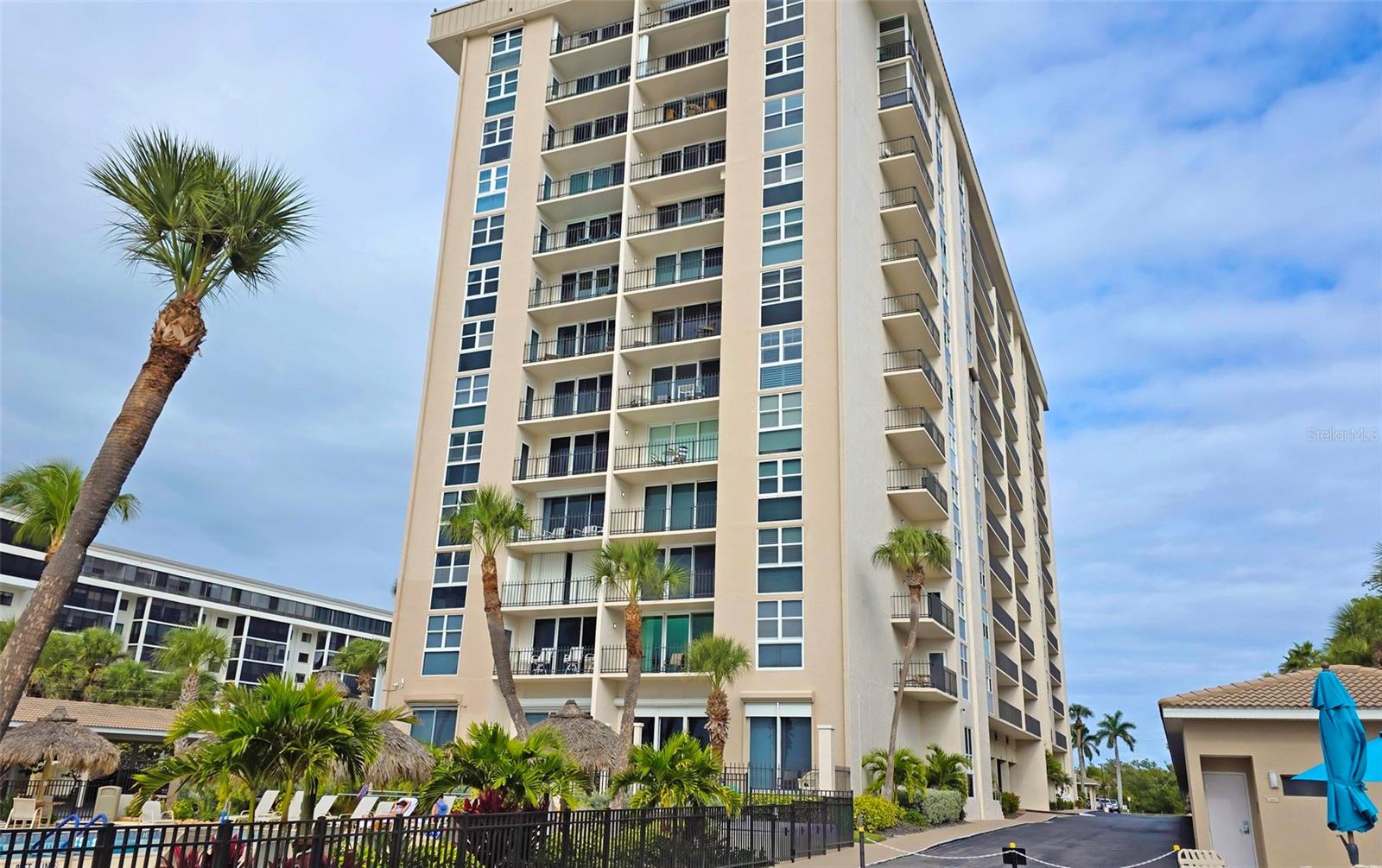 1212 BEN FRANKLIN DR #1205, SARASOTA, FL — photo 32