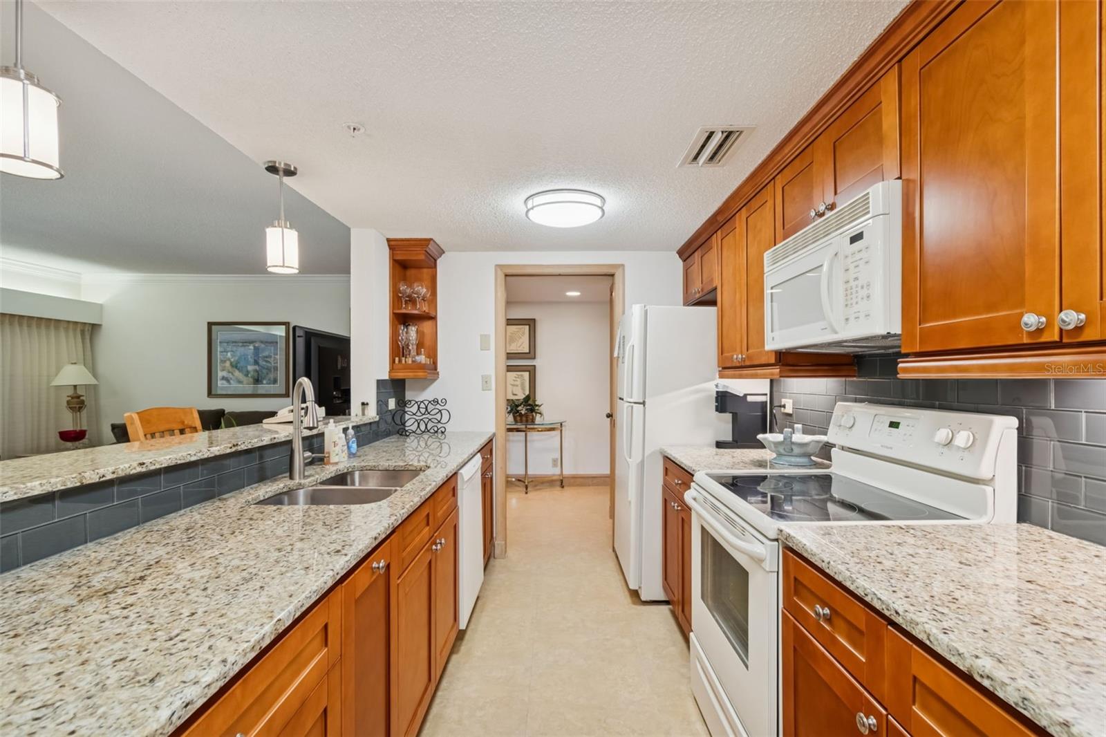 36750 US HIGHWAY 19 N #17208, PALM HARBOR, FL — photo 9