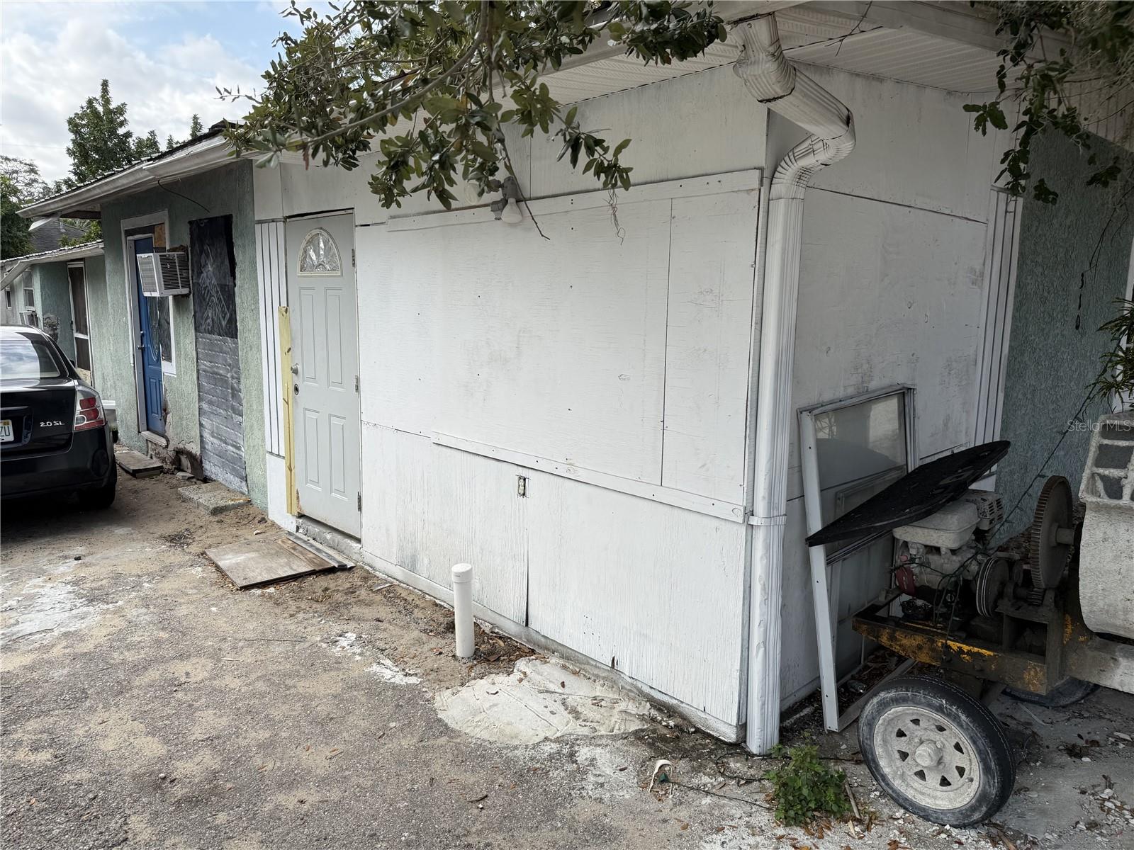 310 E BOOKER ST, AVON PARK, FL — photo 3