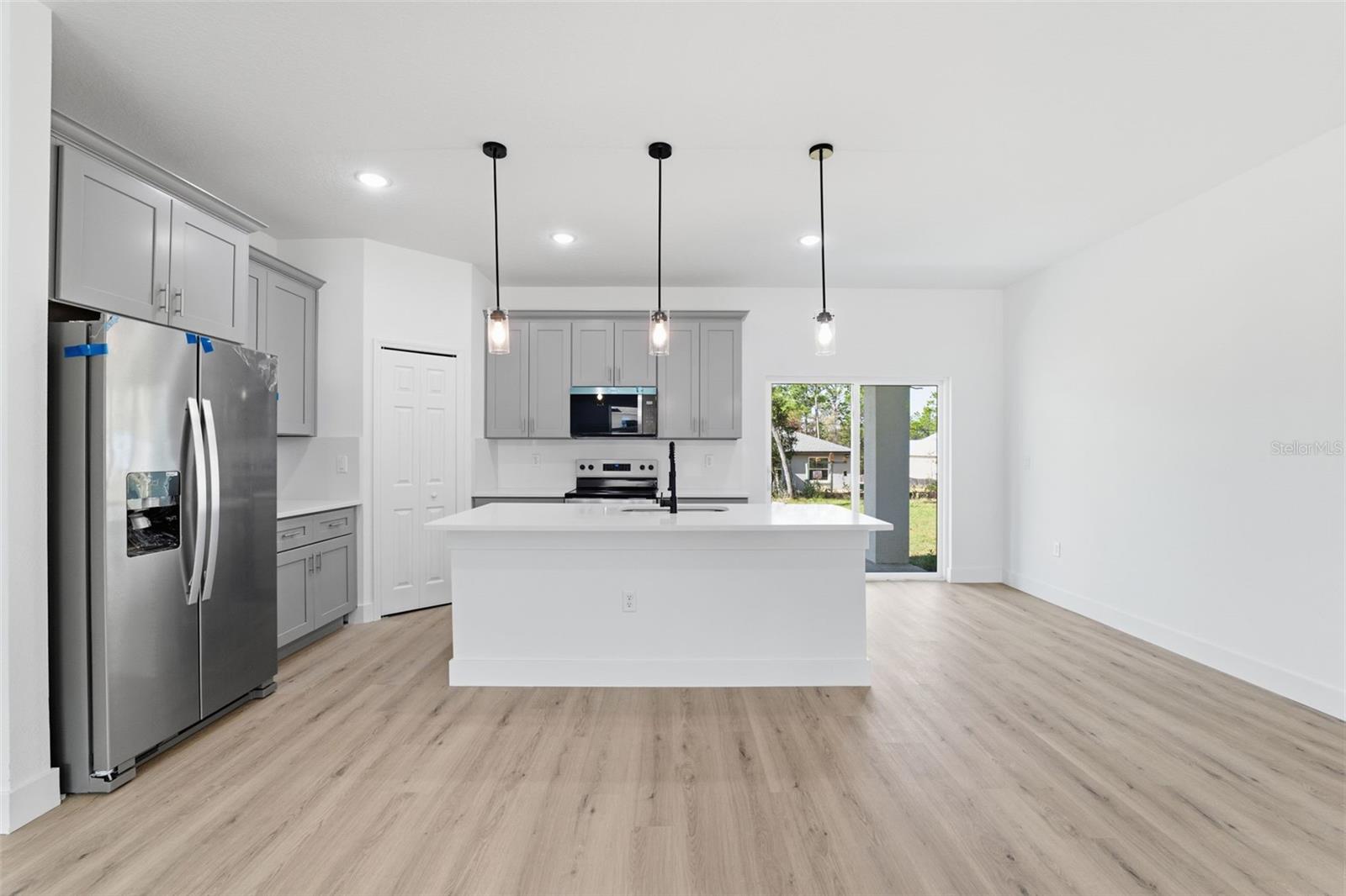 2275 W LINDEN DR, CITRUS SPRINGS, FL — photo 11