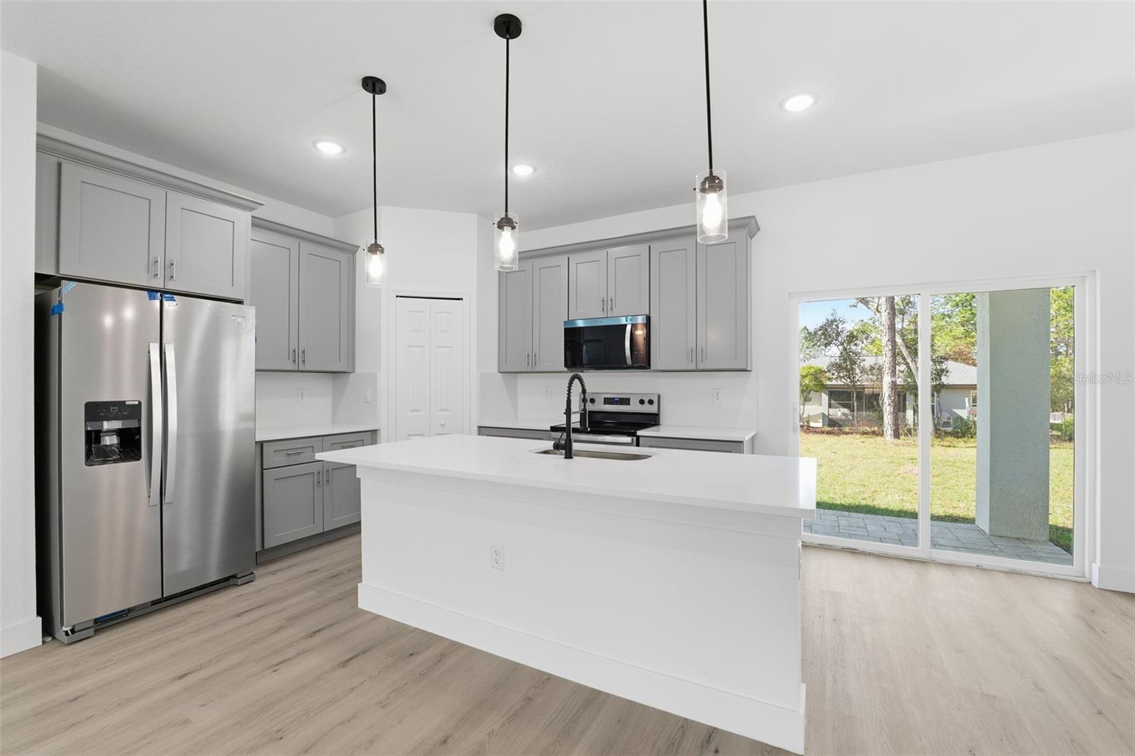 2275 W LINDEN DR, CITRUS SPRINGS, FL — photo 12