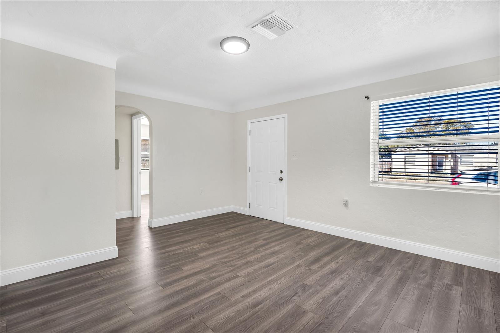 2140 22ND AVE N, ST PETERSBURG, FL — photo 9