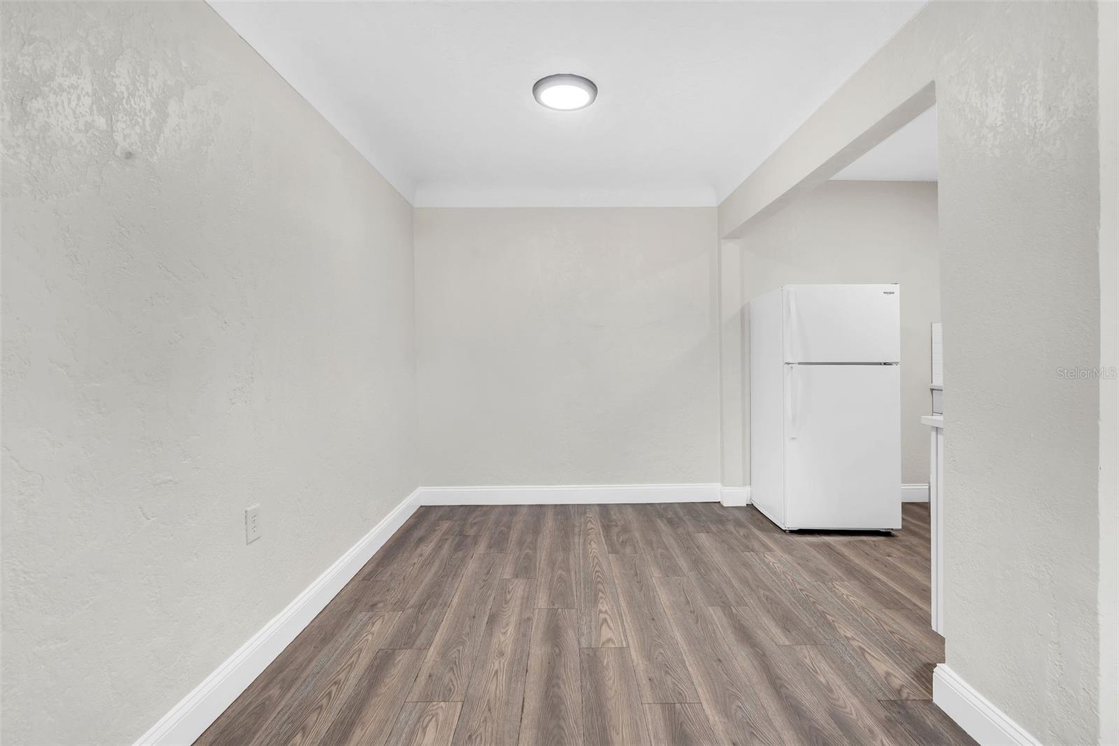 2140 22ND AVE N, ST PETERSBURG, FL — photo 10