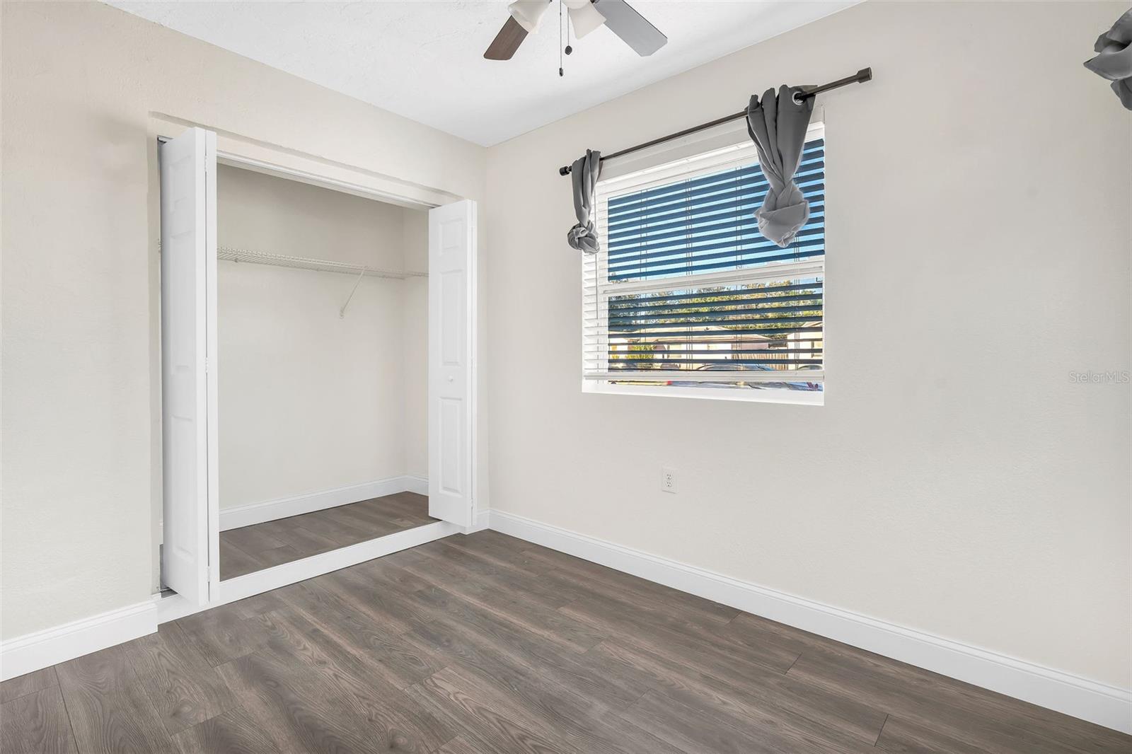 2140 22ND AVE N, ST PETERSBURG, FL — photo 28