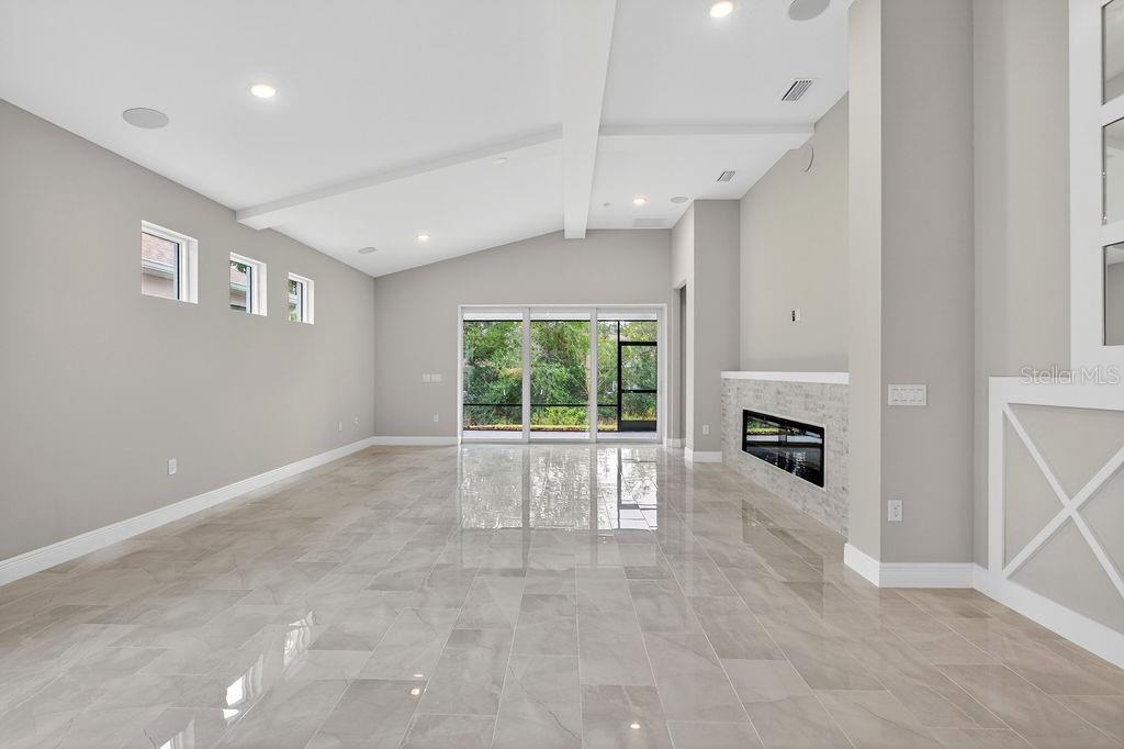 2046 WALLINGFORD LOOP, MOUNT DORA, FL — photo 12