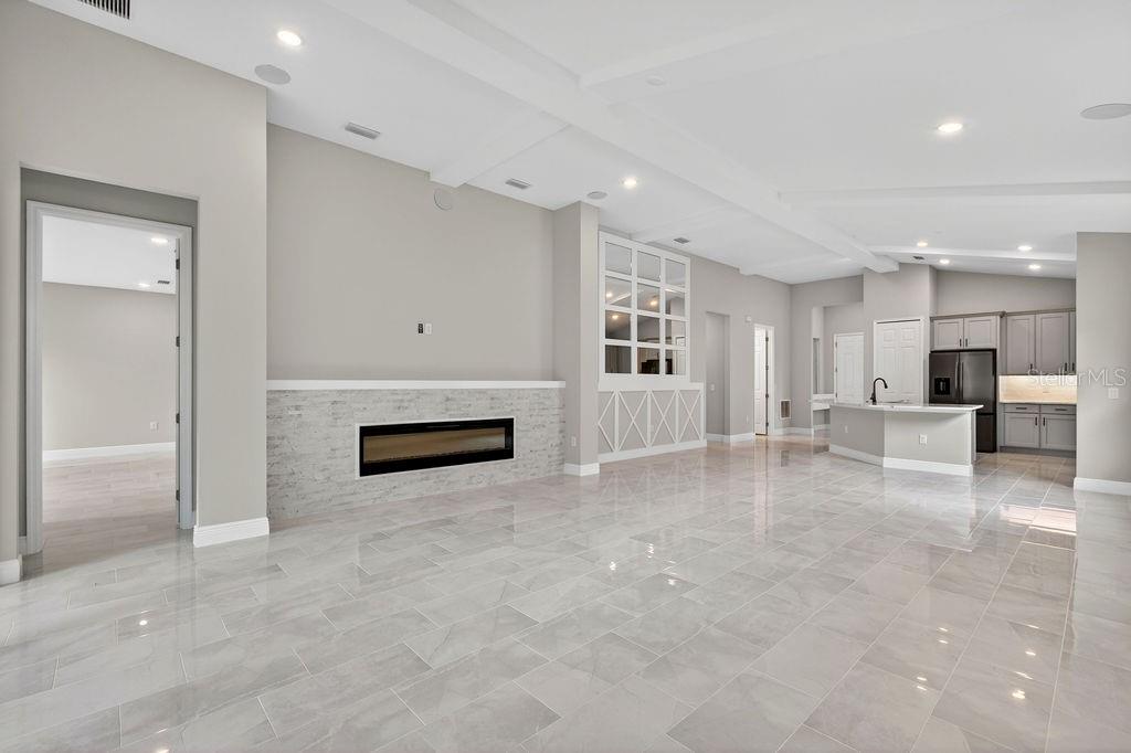 2046 WALLINGFORD LOOP, MOUNT DORA, FL — photo 15