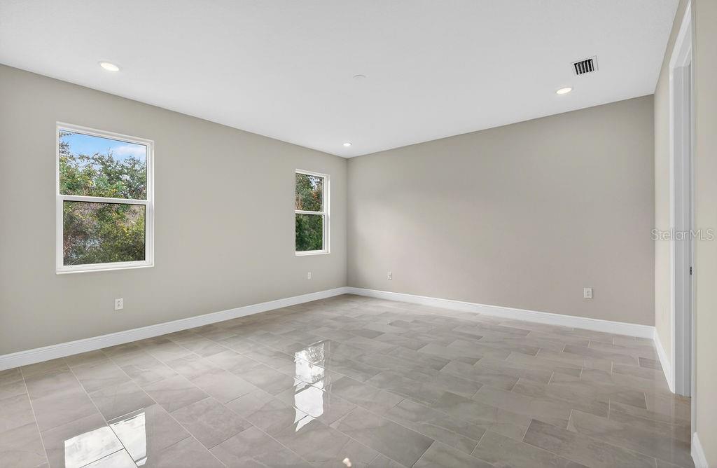 2046 WALLINGFORD LOOP, MOUNT DORA, FL — photo 17