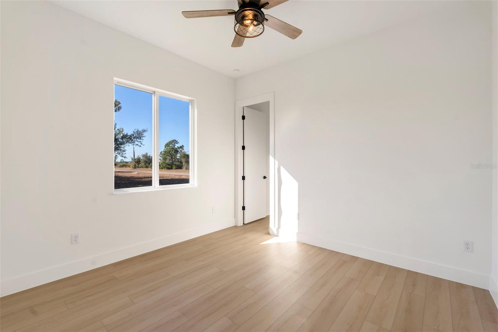 95 BRIG CIR E, PLACIDA, FL — photo 12