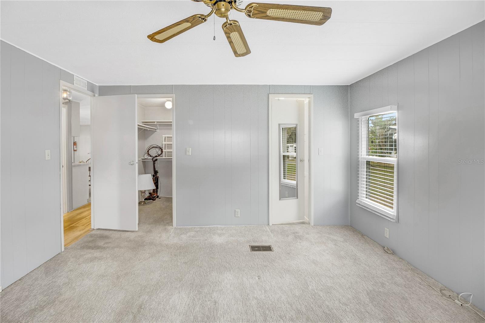 11 ORANGEWOOD DR, FRUITLAND PARK, FL — photo 37