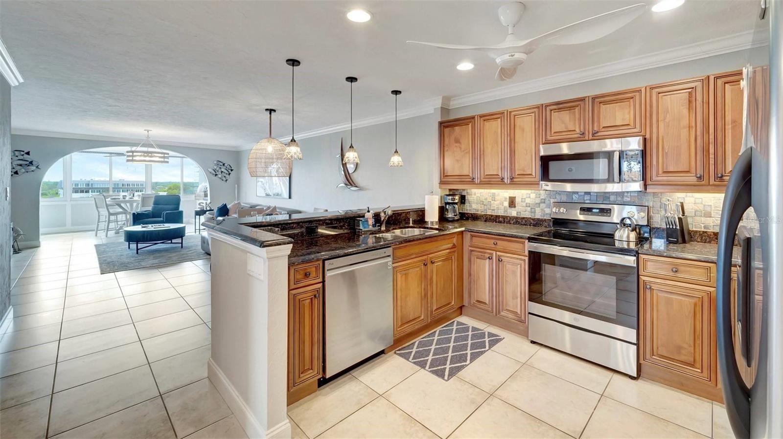 1125 W PEPPERTREE DR #705, SARASOTA, FL — photo 17