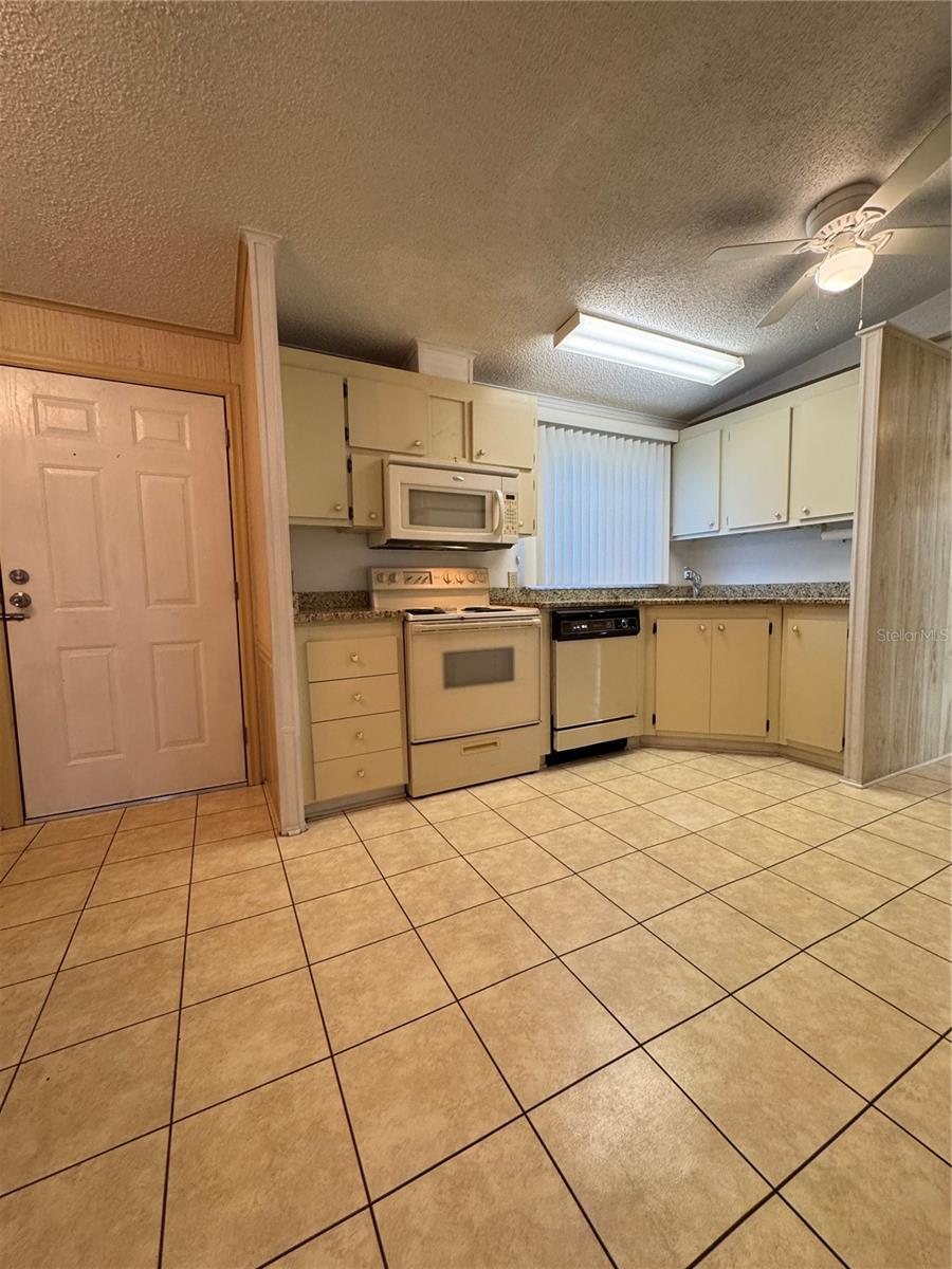 25100 PINE HL, LEESBURG, FL — photo 27