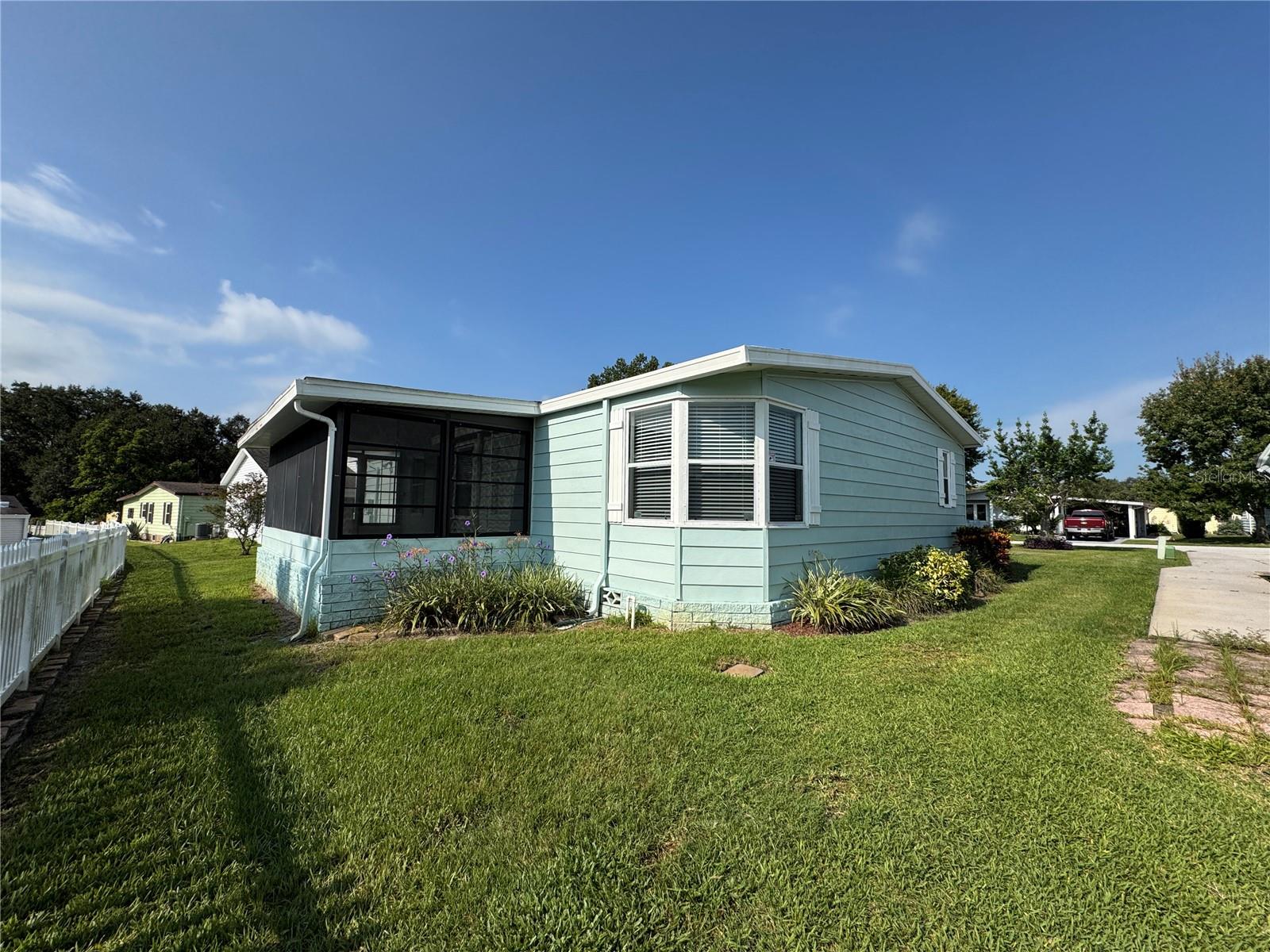 25100 PINE HL, LEESBURG, FL — photo 137
