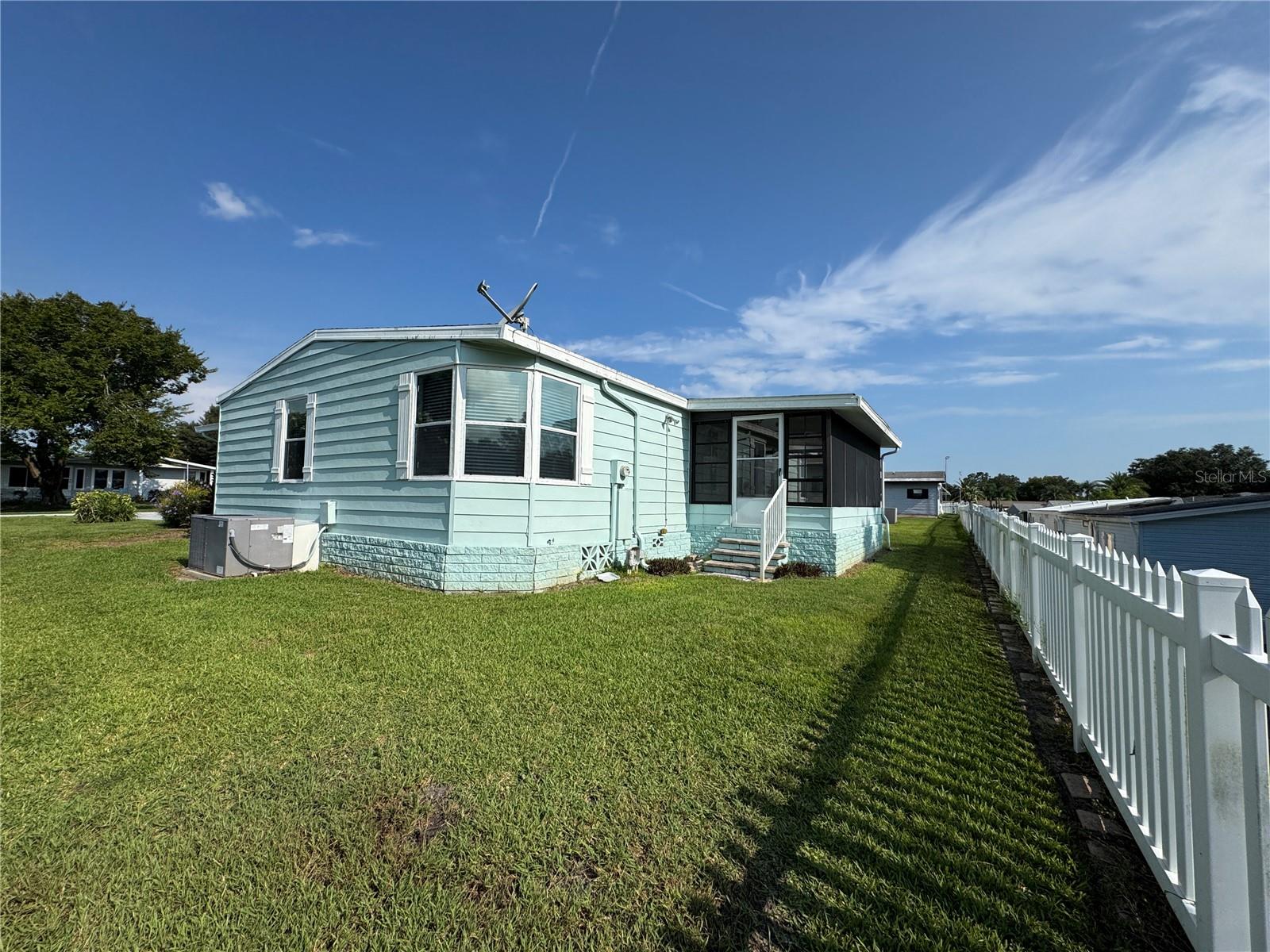 25100 PINE HL, LEESBURG, FL — photo 152