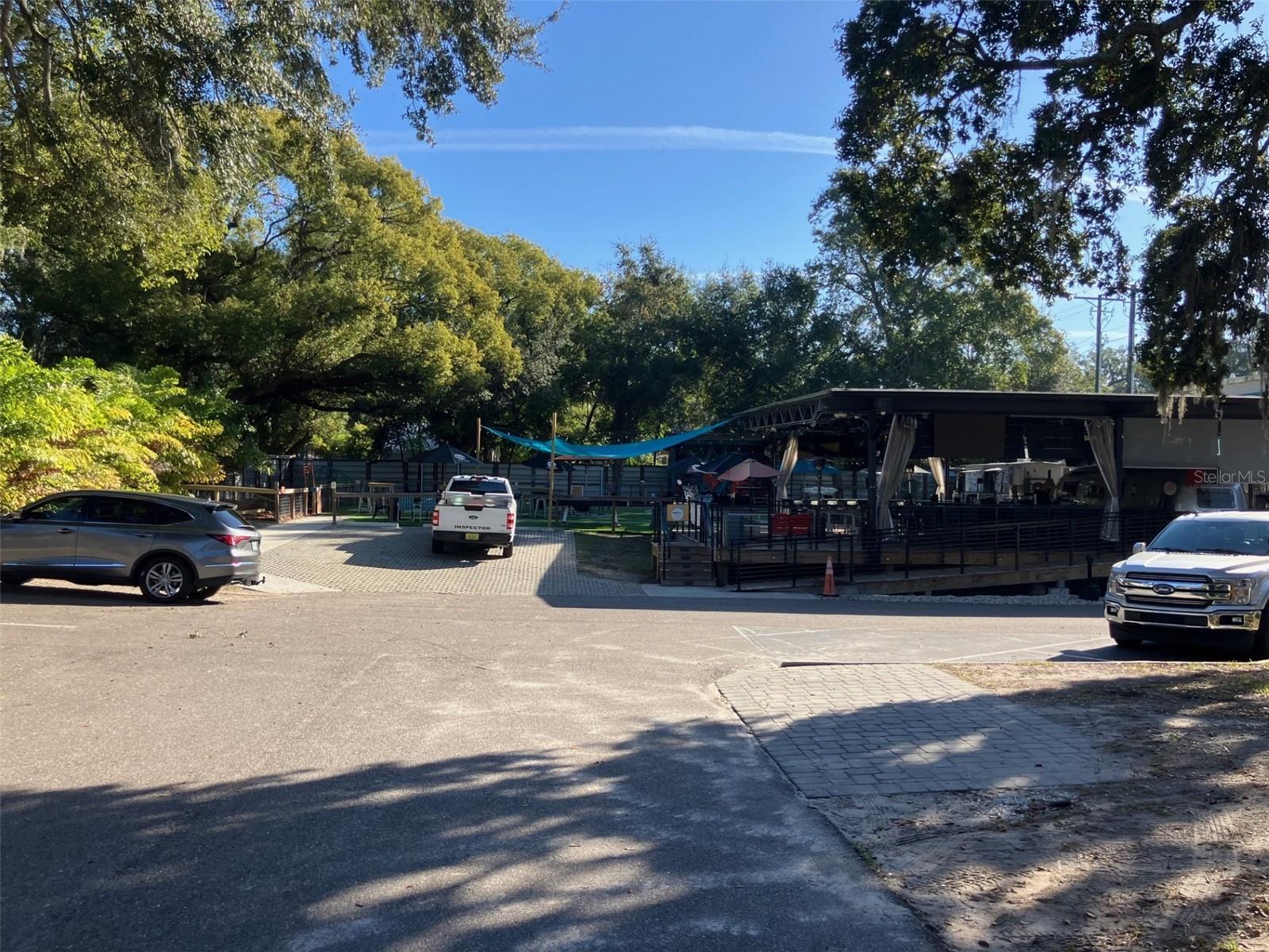 6401 N NEBRASKA AVE, TAMPA, FL — photo 7