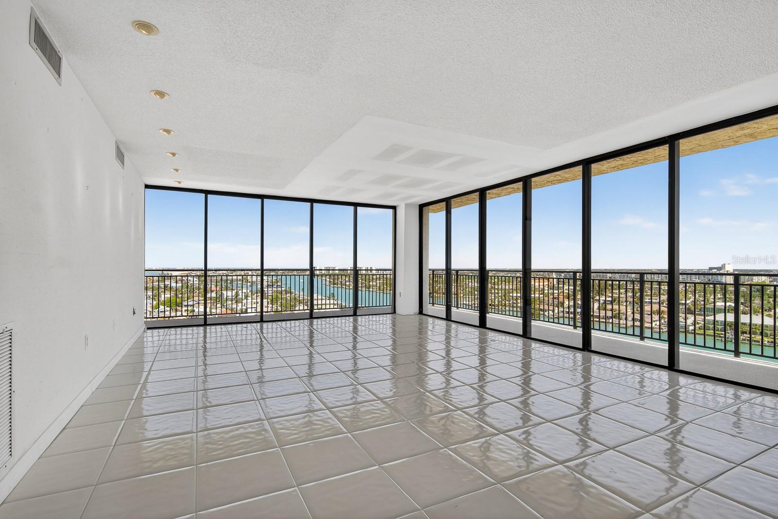 7650 BAYSHORE DR #1105, TREASURE ISLAND, FL — photo 5