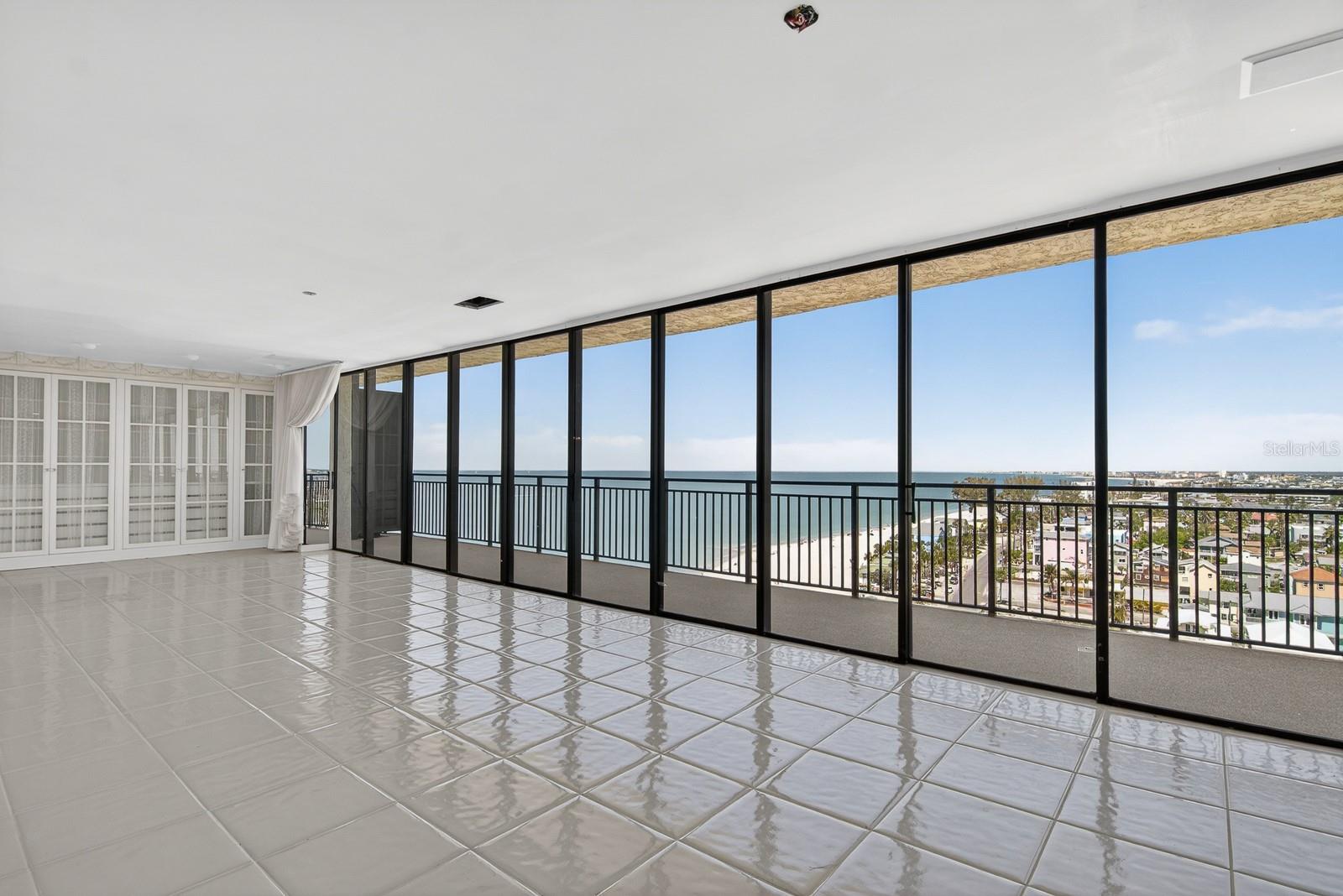 7650 BAYSHORE DR #1105, TREASURE ISLAND, FL — photo 10