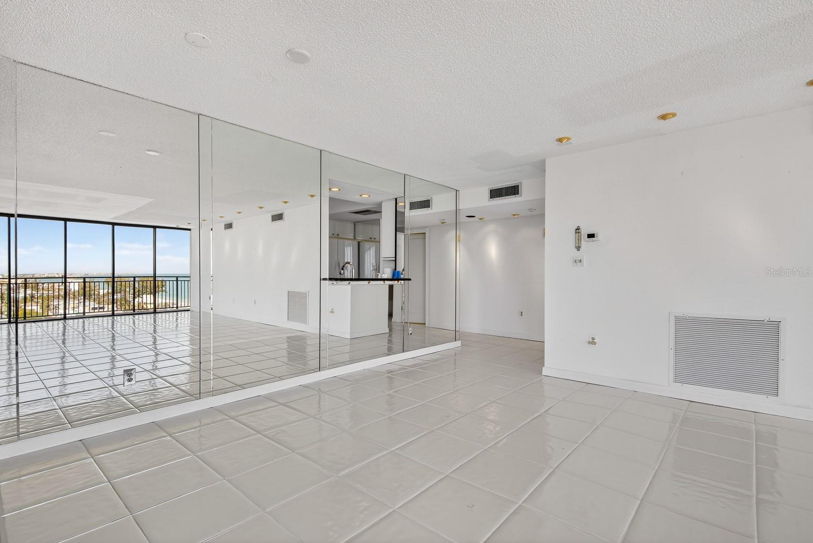 7650 BAYSHORE DR #1105, TREASURE ISLAND, FL — photo 19