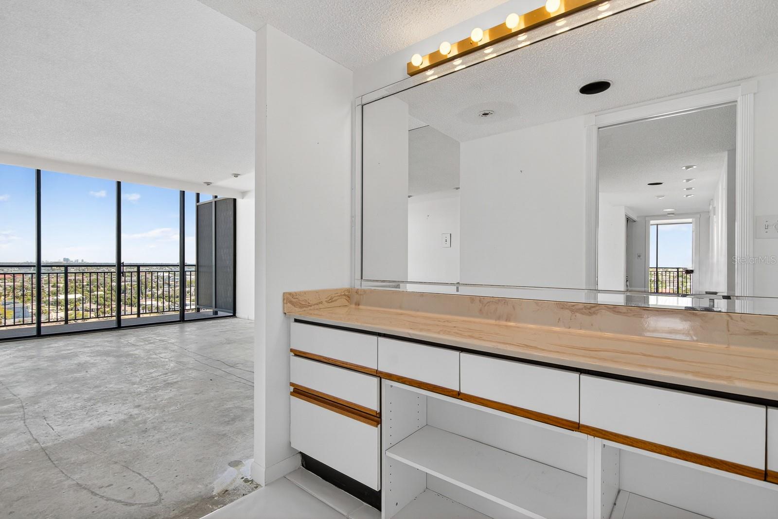 7650 BAYSHORE DR #1105, TREASURE ISLAND, FL — photo 22