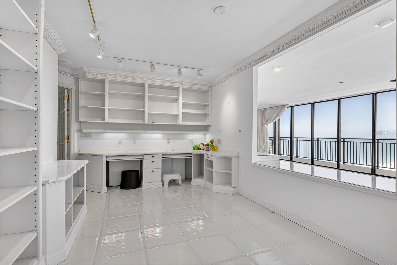 7650 BAYSHORE DR #1105, TREASURE ISLAND, FL — photo 26
