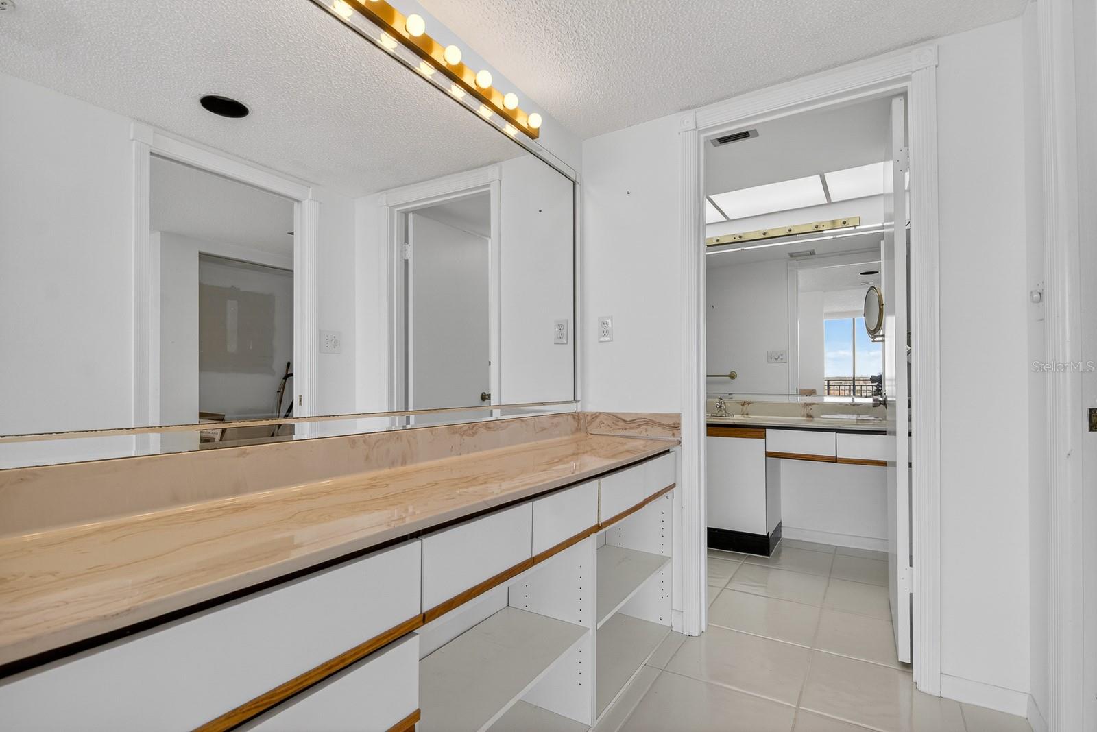 7650 BAYSHORE DR #1105, TREASURE ISLAND, FL — photo 29