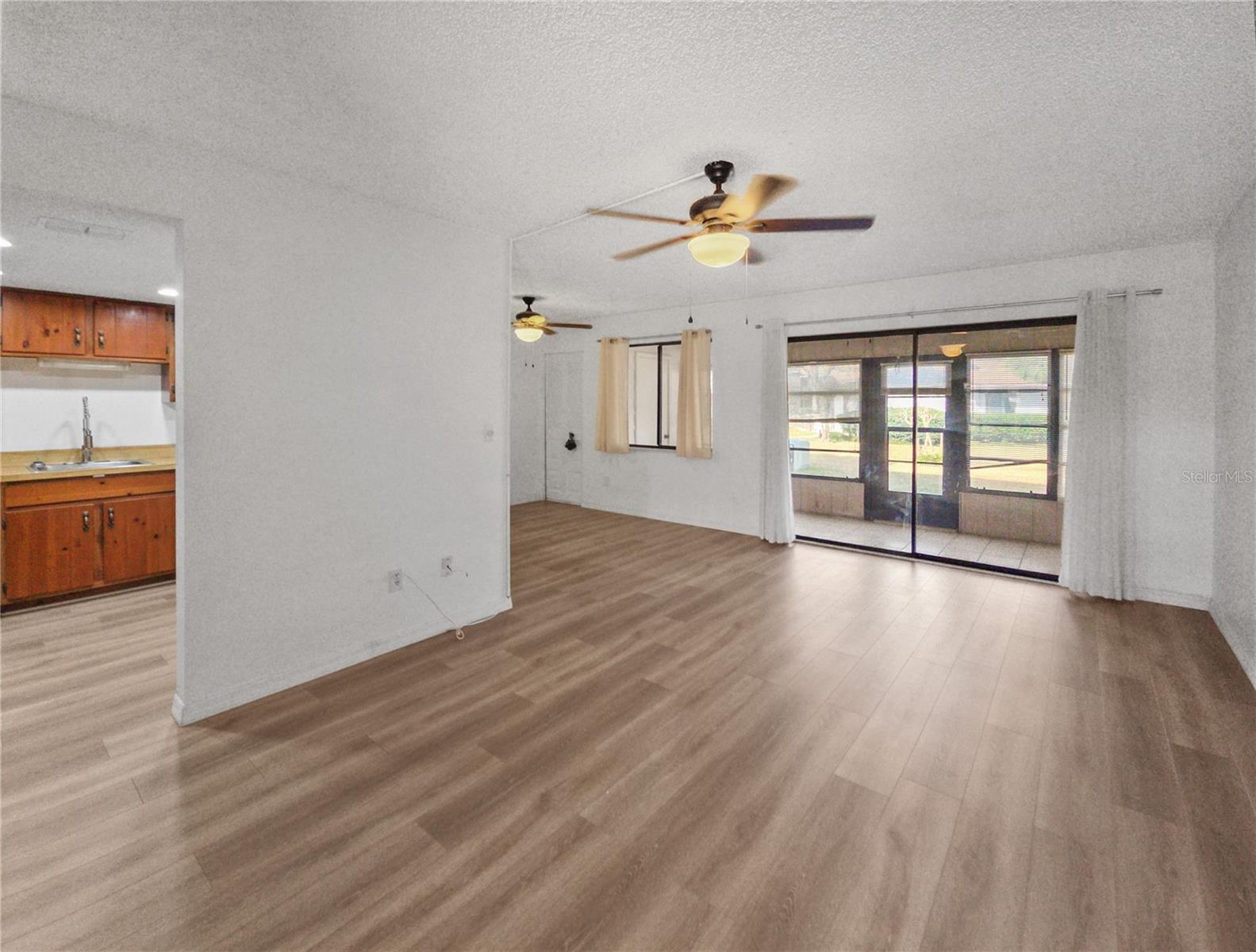 542 FAIRWAYS DR #A, OCALA, FL — photo 3