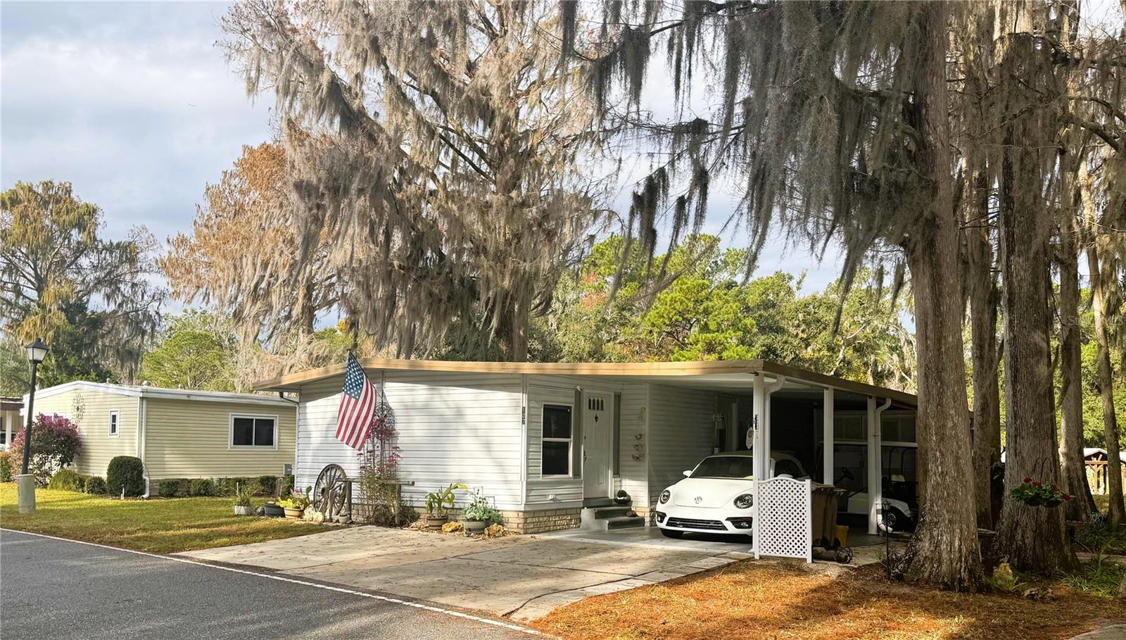 107 ROYAL PALM DR, LEESBURG, FL — photo 4