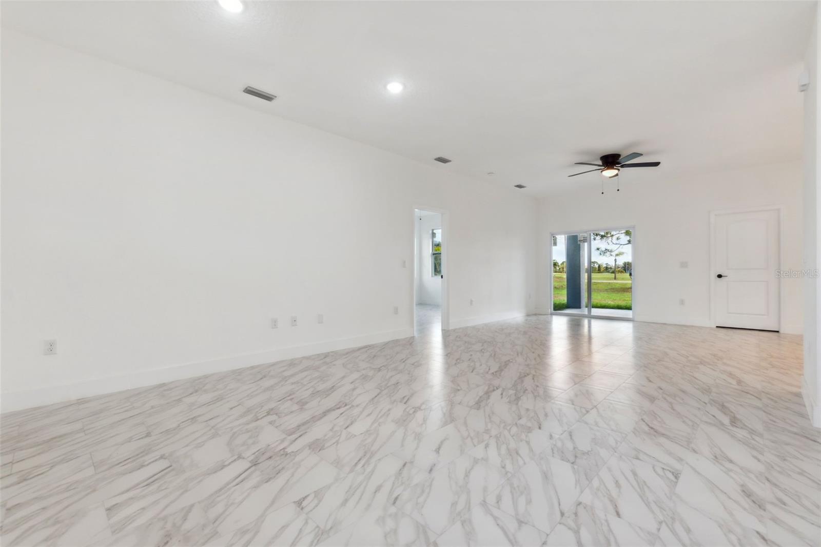 8 CLEAT CT, PLACIDA, FL — photo 6