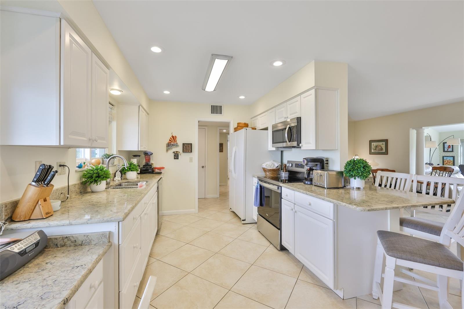 1520 DANBURY DR, SUN CITY CENTER, FL — photo 11