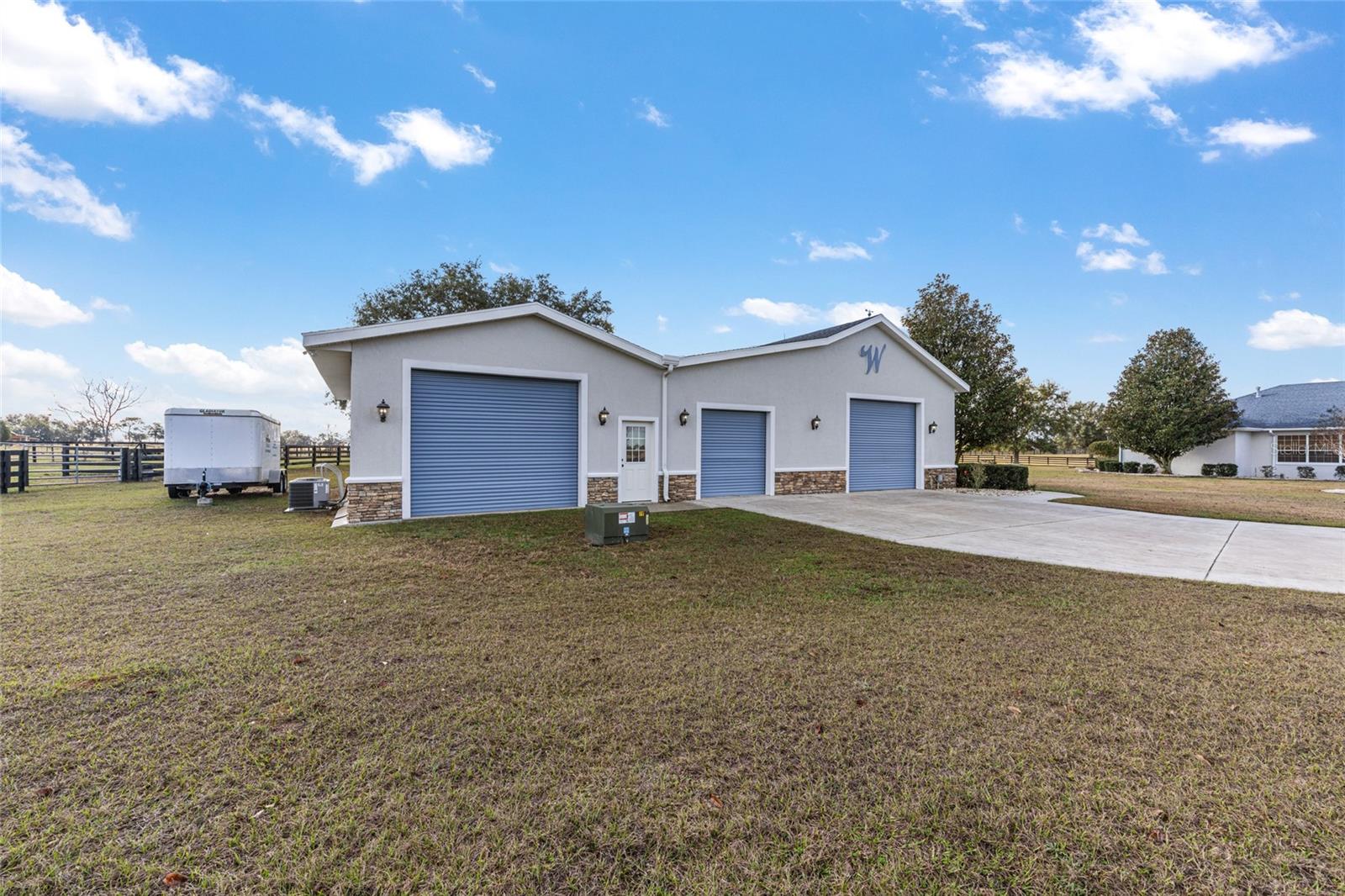 2655 NW 102ND BLVD, WILDWOOD, FL — photo 5