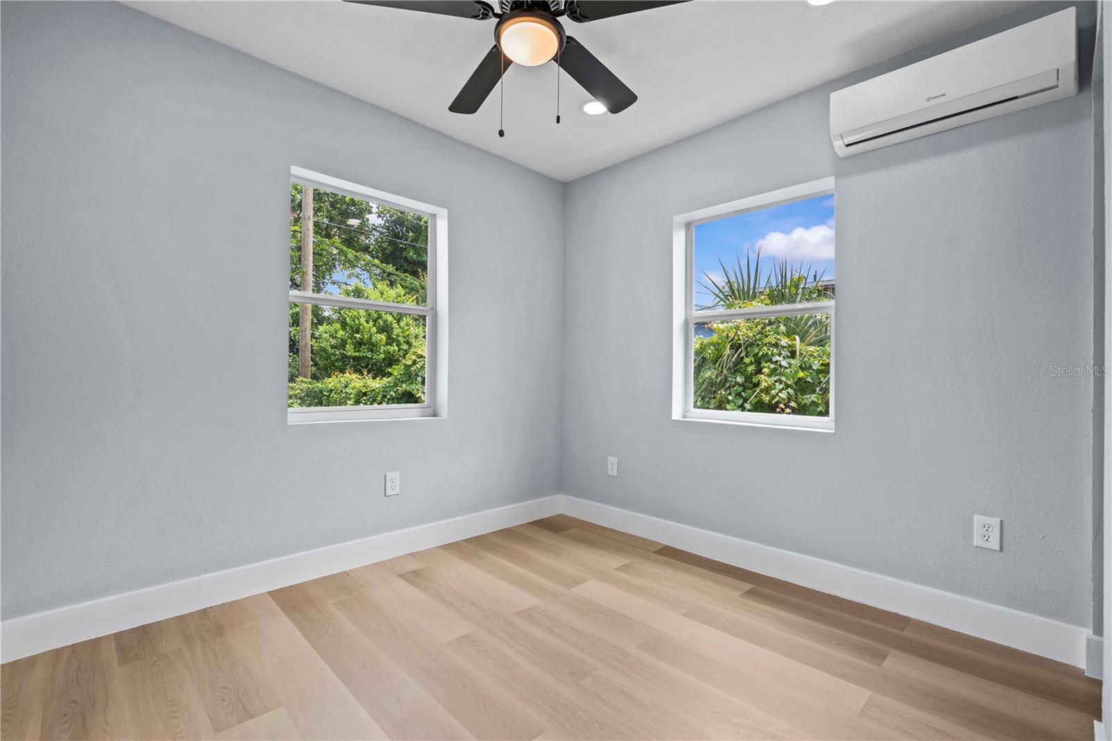 2465 16TH AVE S, ST PETERSBURG, FL — photo 12