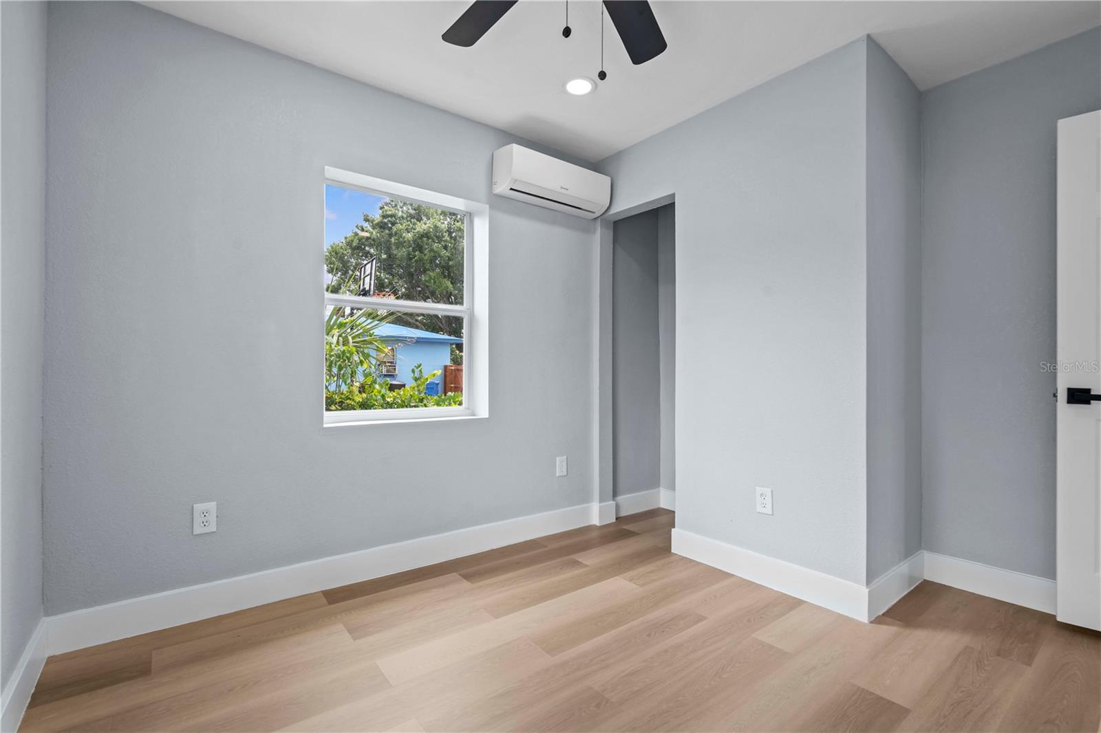 2465 16TH AVE S, ST PETERSBURG, FL — photo 17