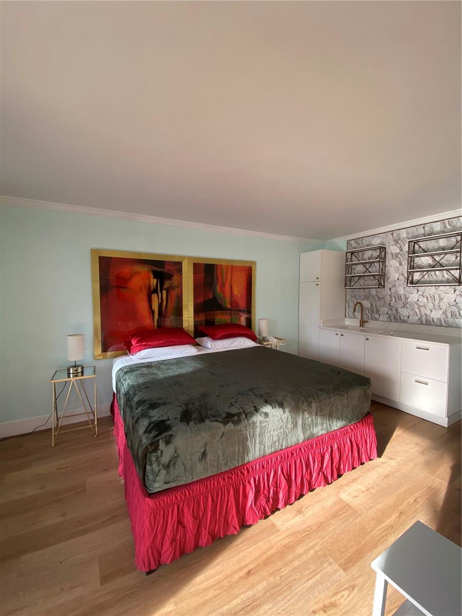 7150 N TAMIAMI TRL #S521, SARASOTA, FL — photo 4