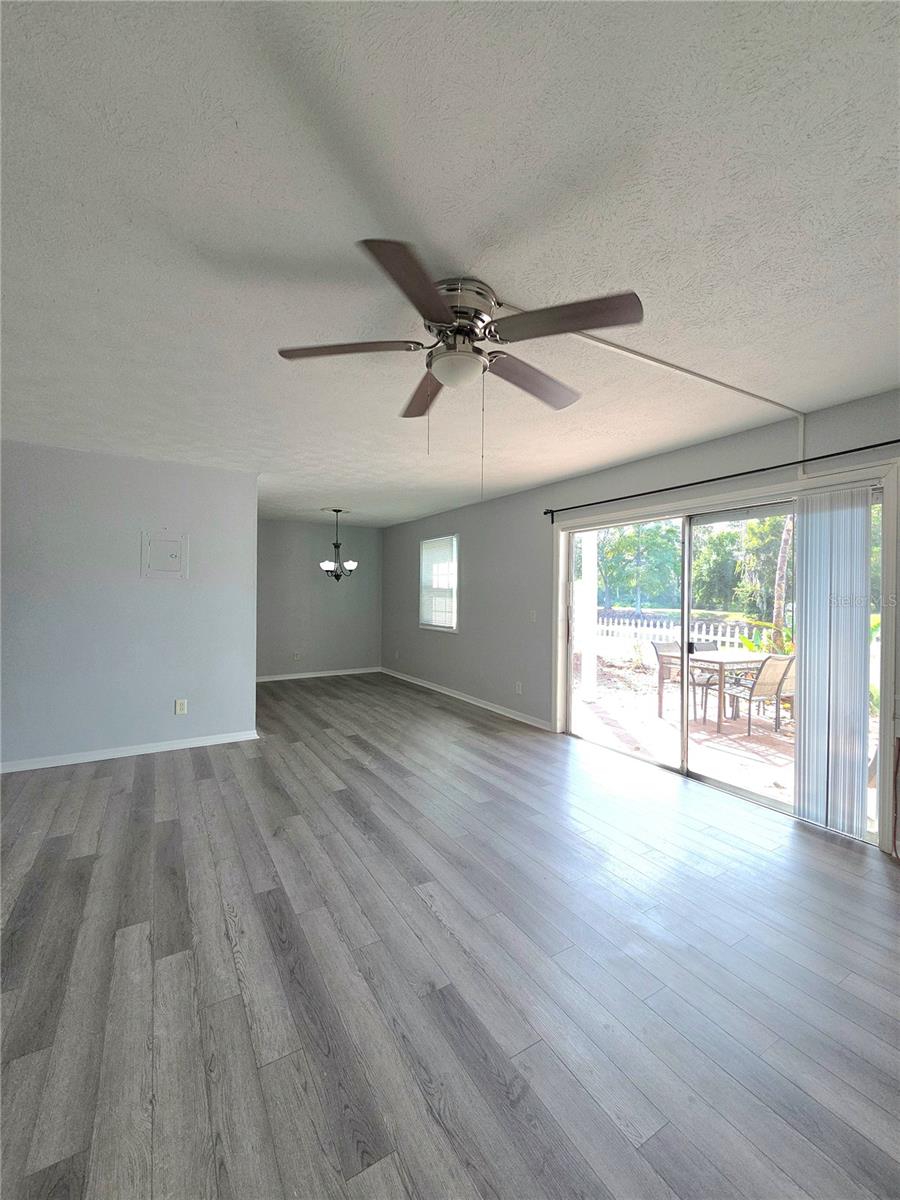13690 ORANGE SUNSET DR #102, TAMPA, FL — photo 4