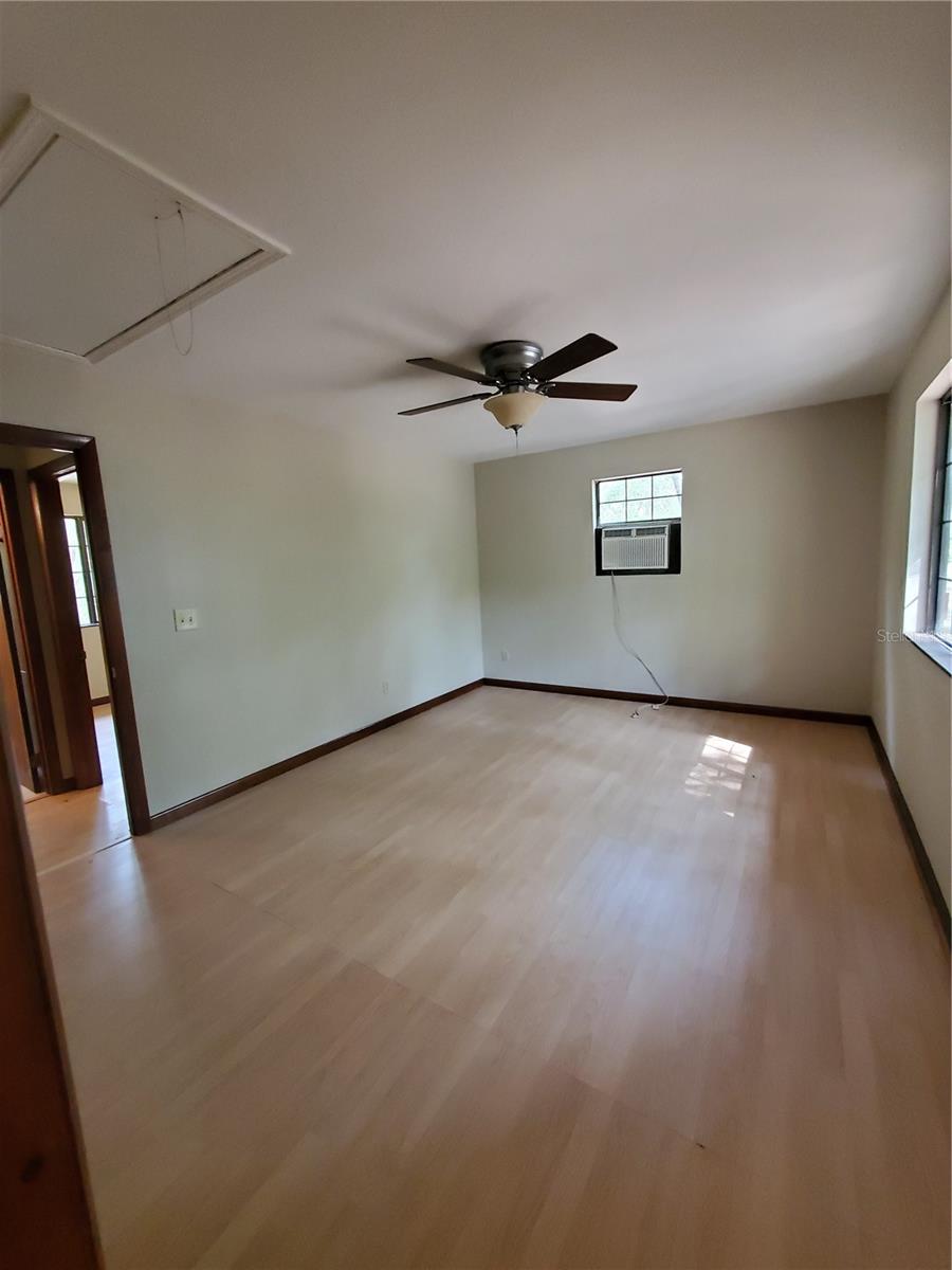 4919 NE 18 TRL, TRENTON, FL — photo 10