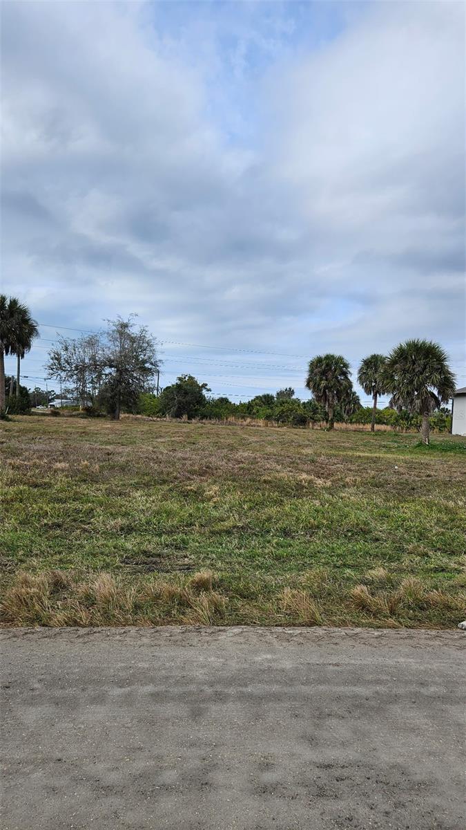 279 BOUNDARY BLVD, ROTONDA WEST, FL