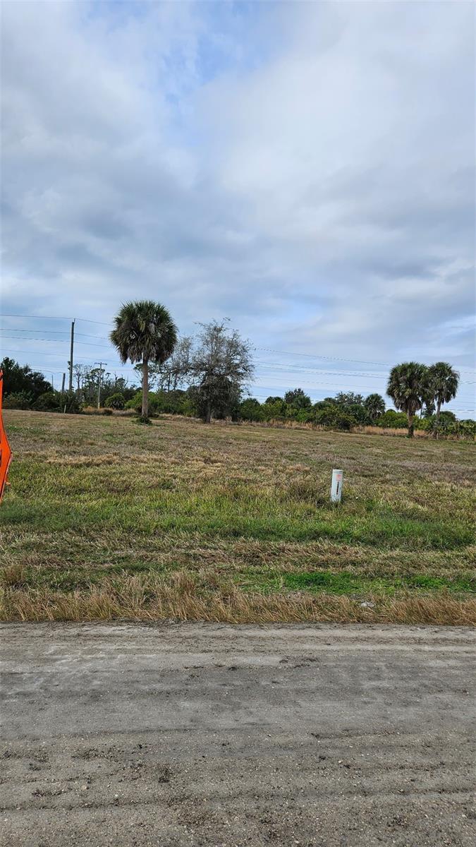 279 BOUNDARY BLVD, ROTONDA WEST, FL — photo 2