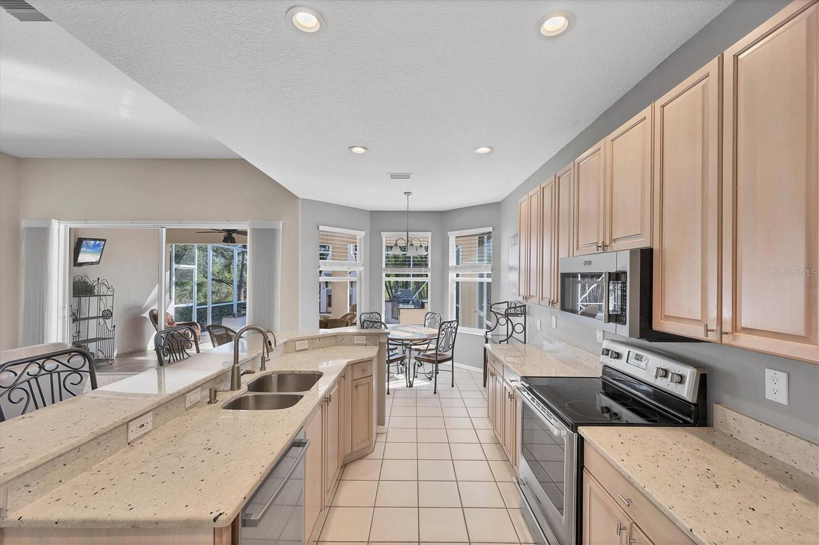 711 BACK NINE DR, VENICE, FL — photo 11