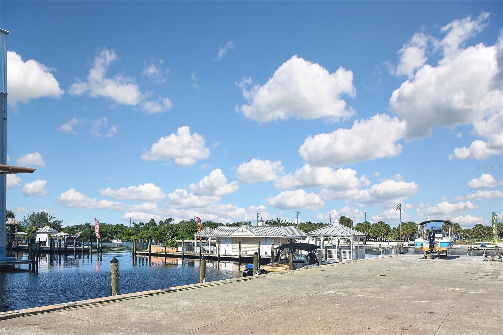 100 CIRCUIT RD #N80, NOKOMIS, FL — photo 10