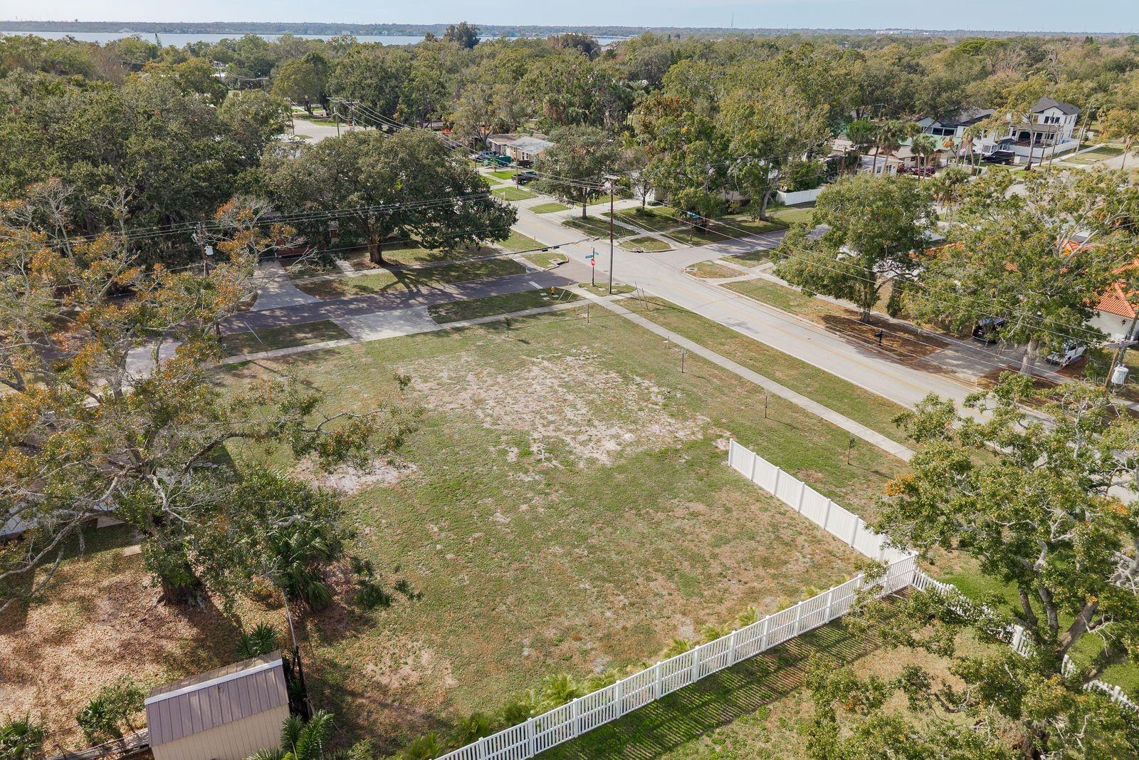 311 WASHINGTON AVE, OLDSMAR, FL — photo 10