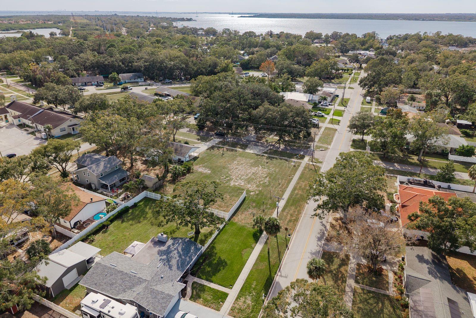 311 WASHINGTON AVE, OLDSMAR, FL — photo 12