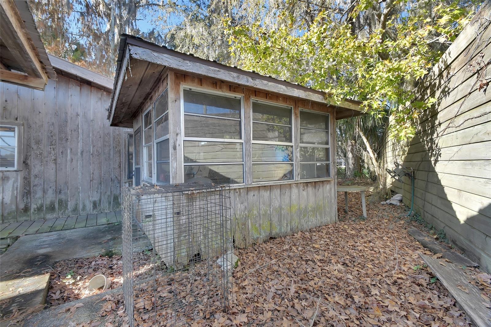 55512 FRONT ST, ASTOR, FL — photo 30