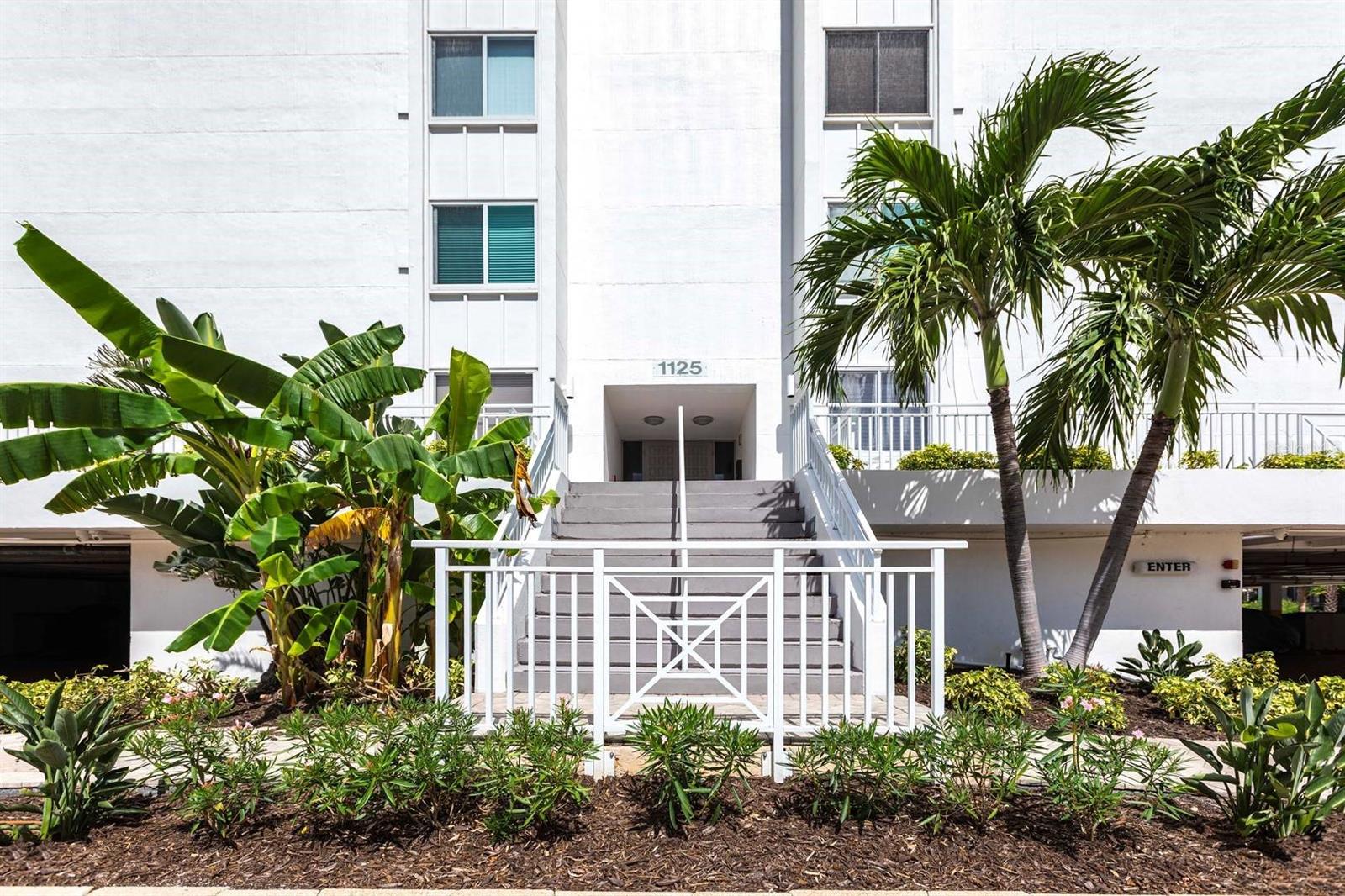 1125 W PEPPERTREE DR #707, SARASOTA, FL — photo 4