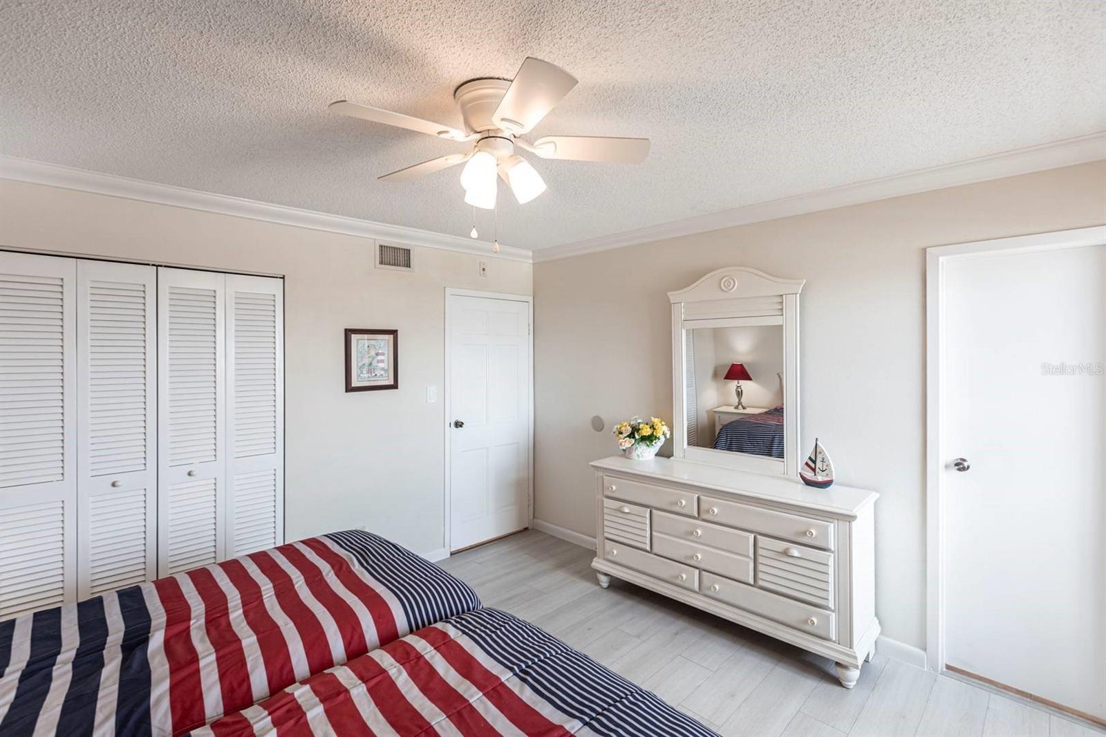 1125 W PEPPERTREE DR #707, SARASOTA, FL — photo 33